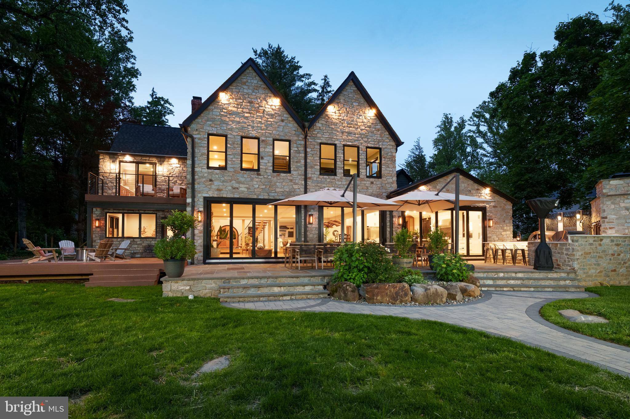 Princeton, NJ 08540,374 CHERRY HILL RD