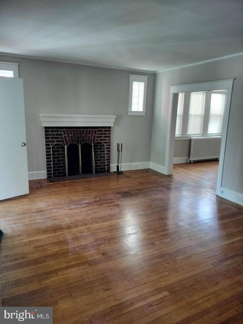 Wilmington, DE 19802,803 W 24TH