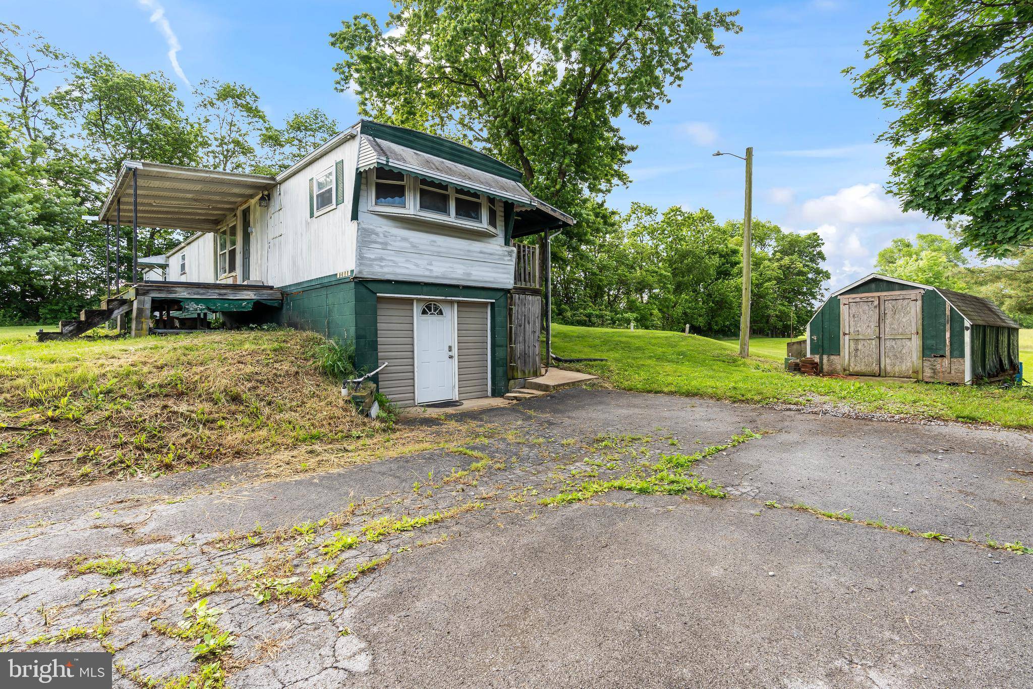 Hagerstown, MD 21740,16427 FAIRVIEW RD