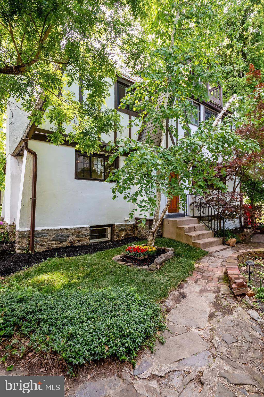 Bala Cynwyd, PA 19004,6 BALWYN PL
