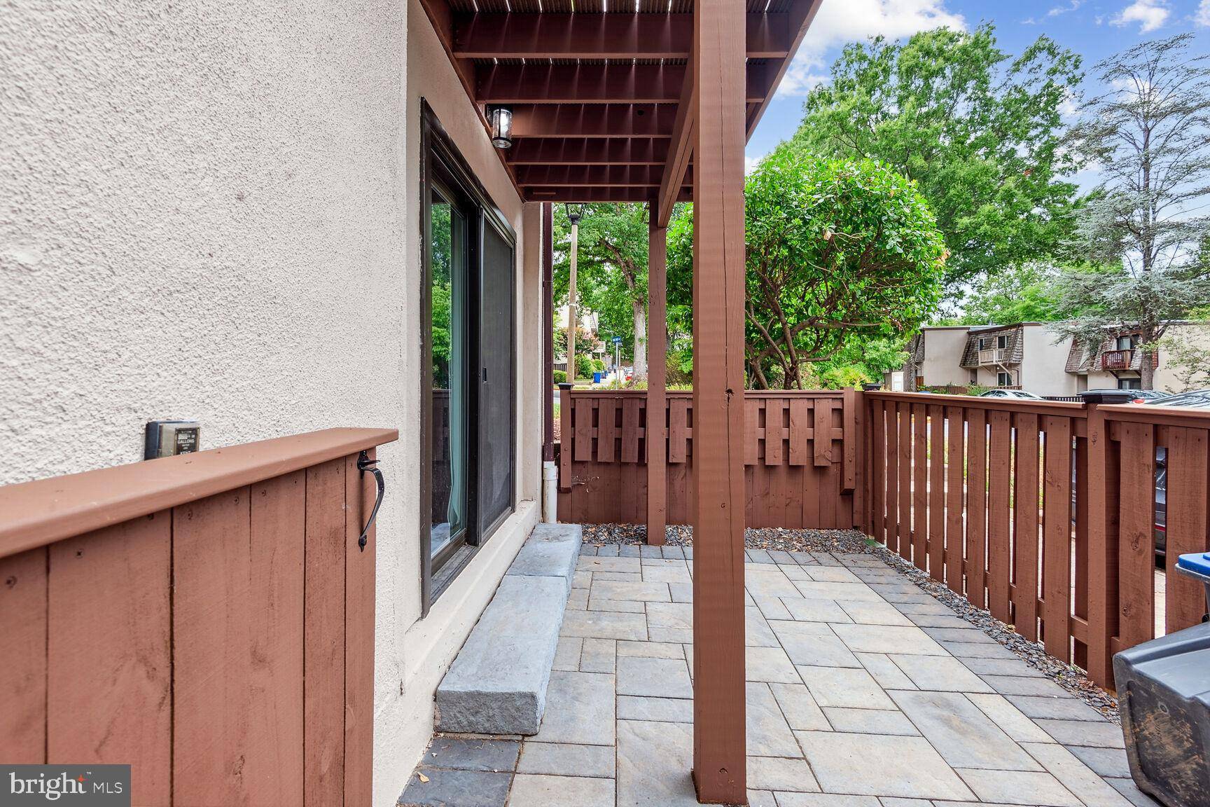 Reston, VA 20190,1635 VALENCIA WAY