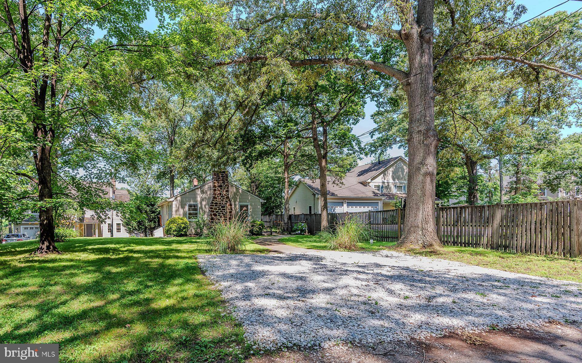 Pasadena, MD 21122,242 BEACHWOOD RD