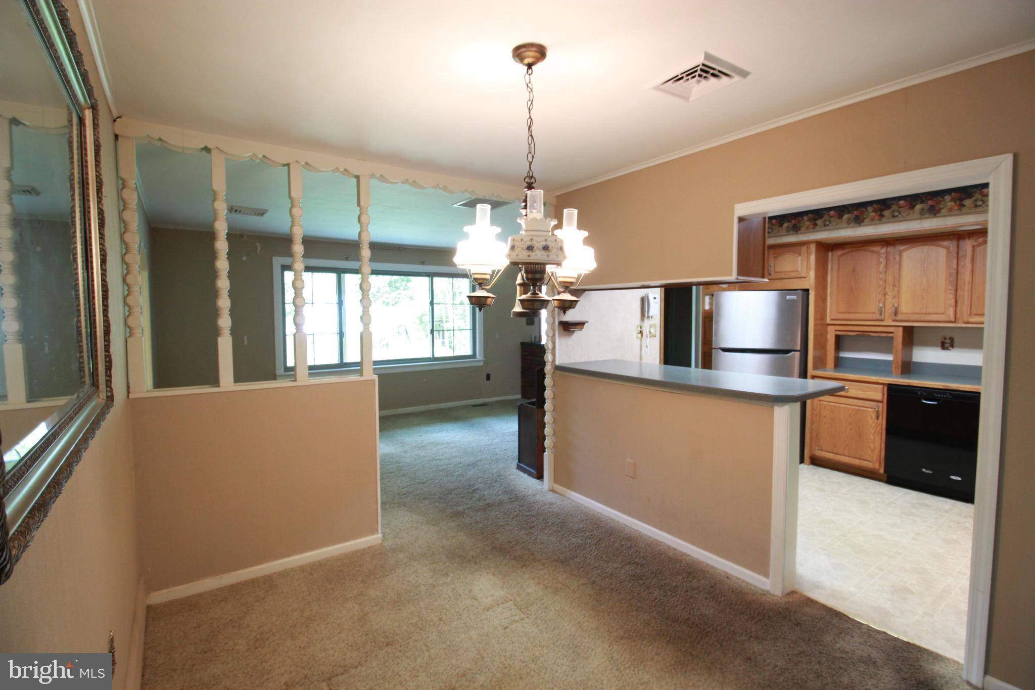 Marlton, NJ 08053,353 HOLLY RD