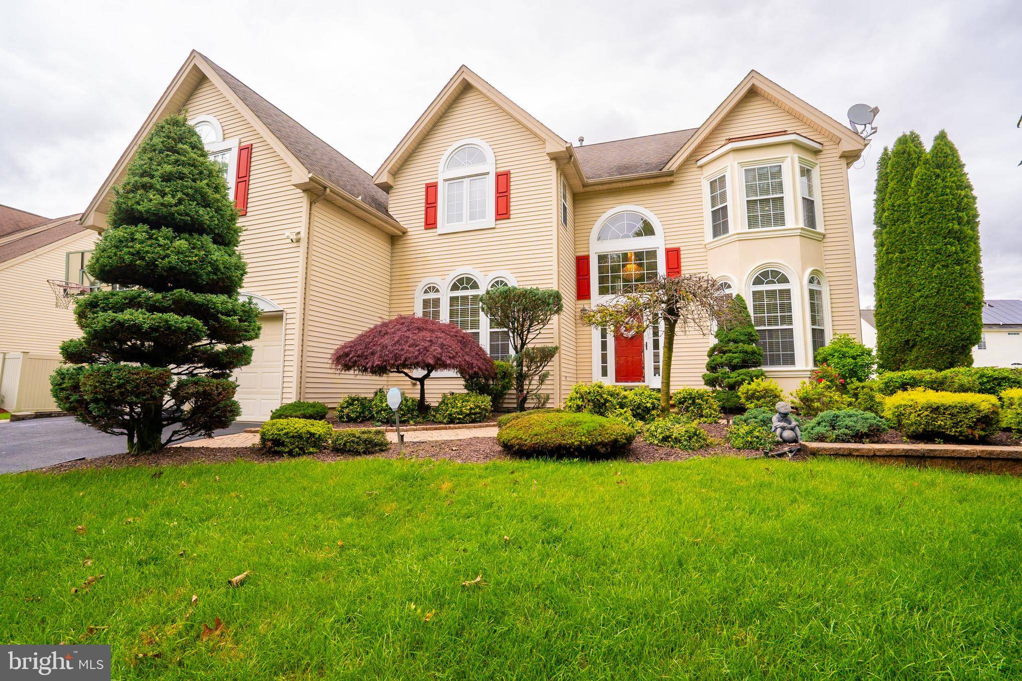 Monmouth Junction, NJ 08852,4 BERNADETTE CIR