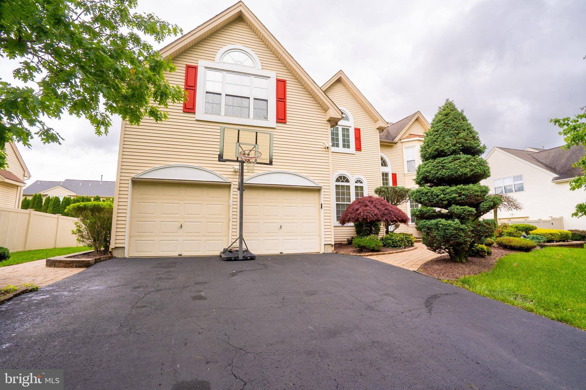 Monmouth Junction, NJ 08852,4 BERNADETTE CIR