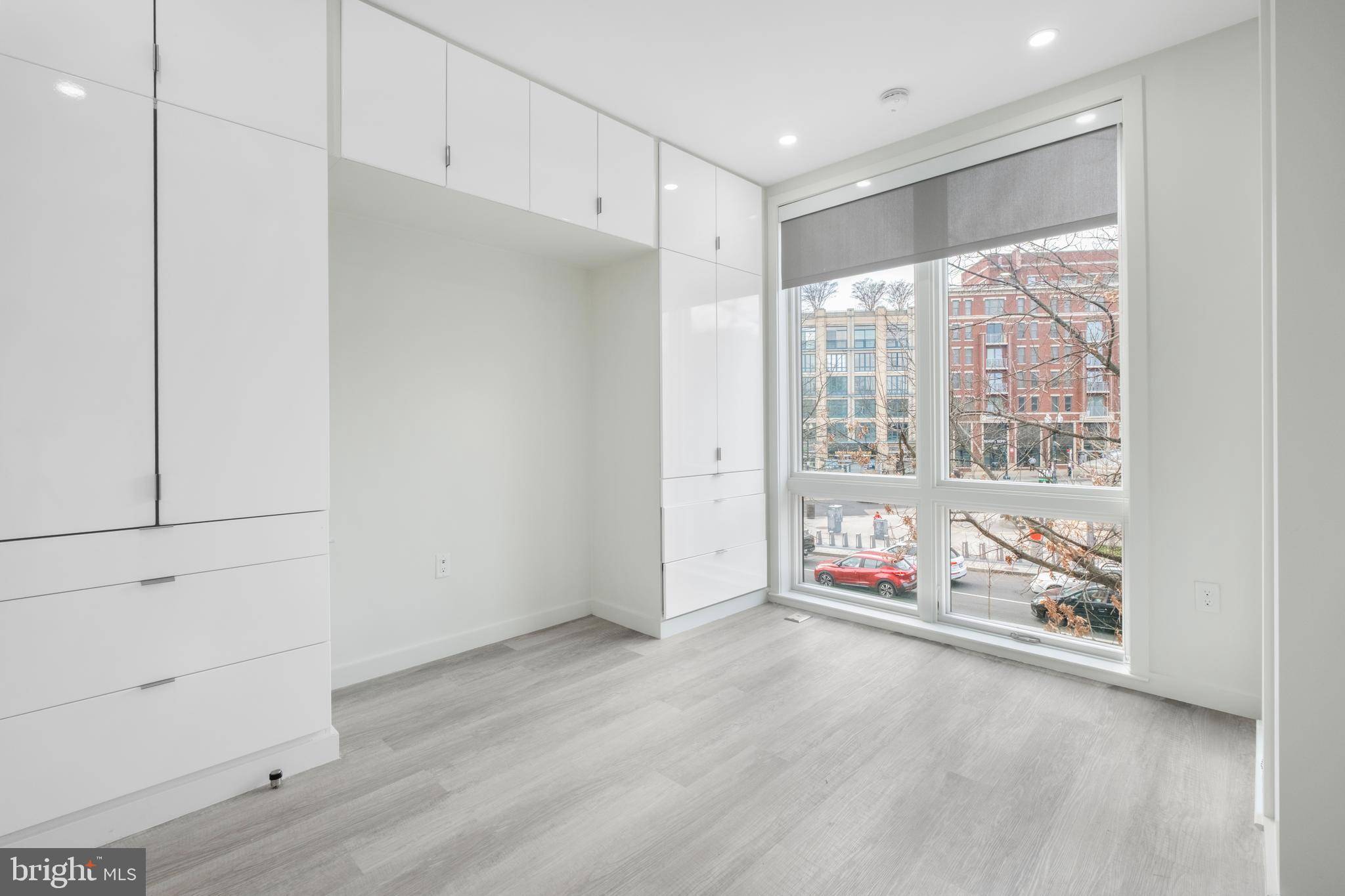 Washington, DC 20010,3709 NEW HAMPSHIRE AVE NW #204