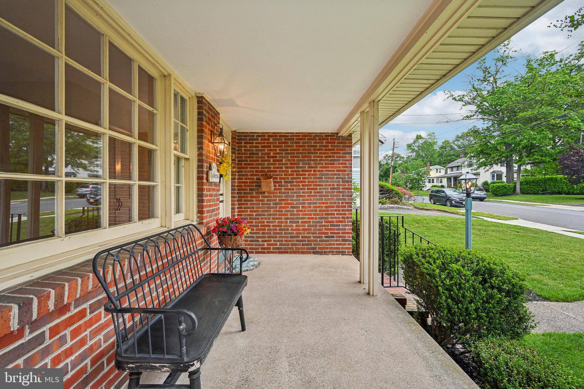 Collingswood, NJ 08108,824 COLFORD AVE