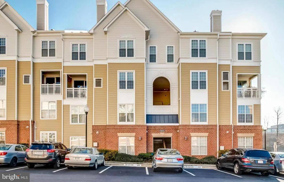 Herndon, VA 20170,2111 HIGHCOURT LN #304
