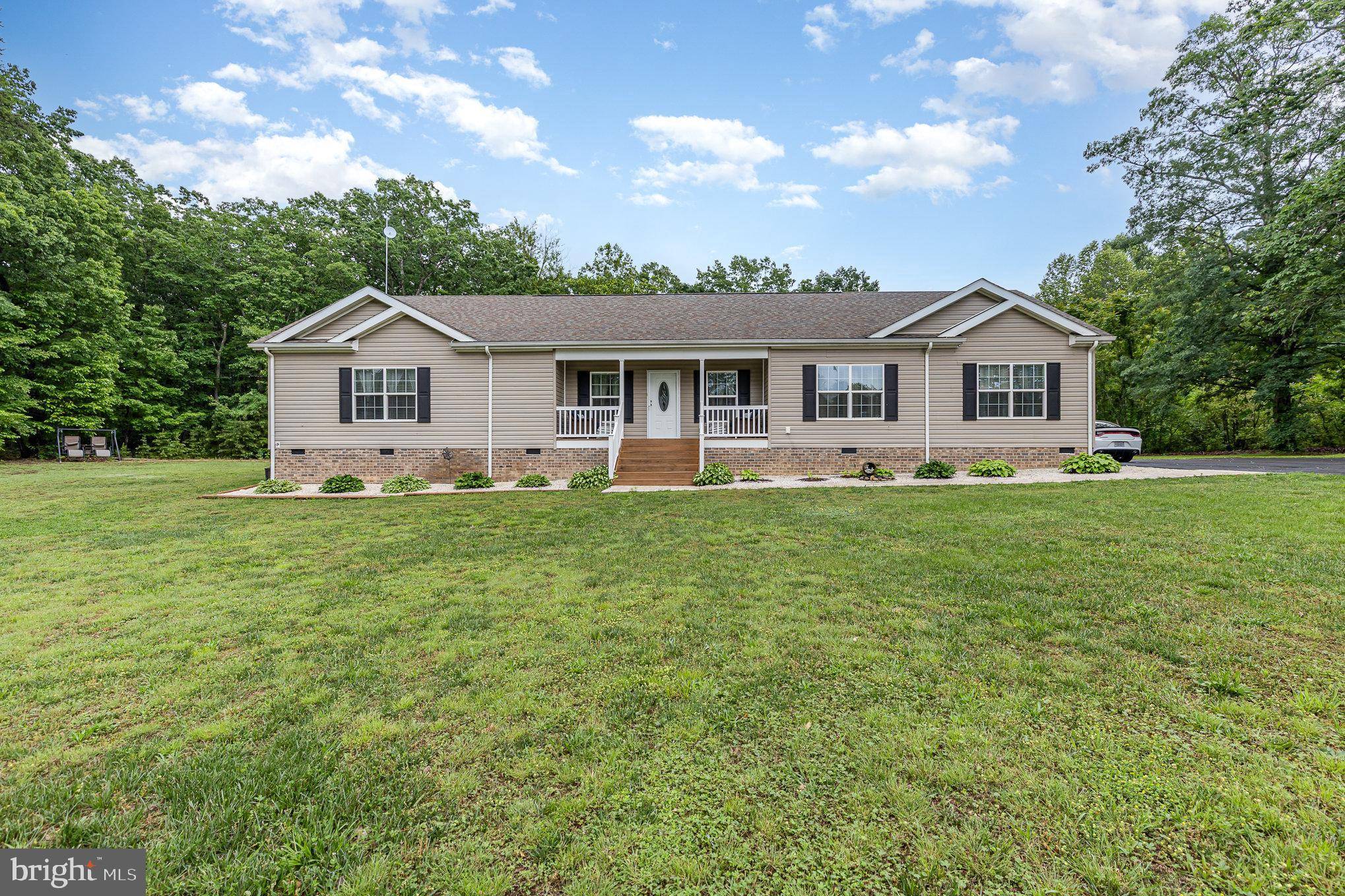 Culpeper, VA 22701,5277 MUSTER FIELD RD