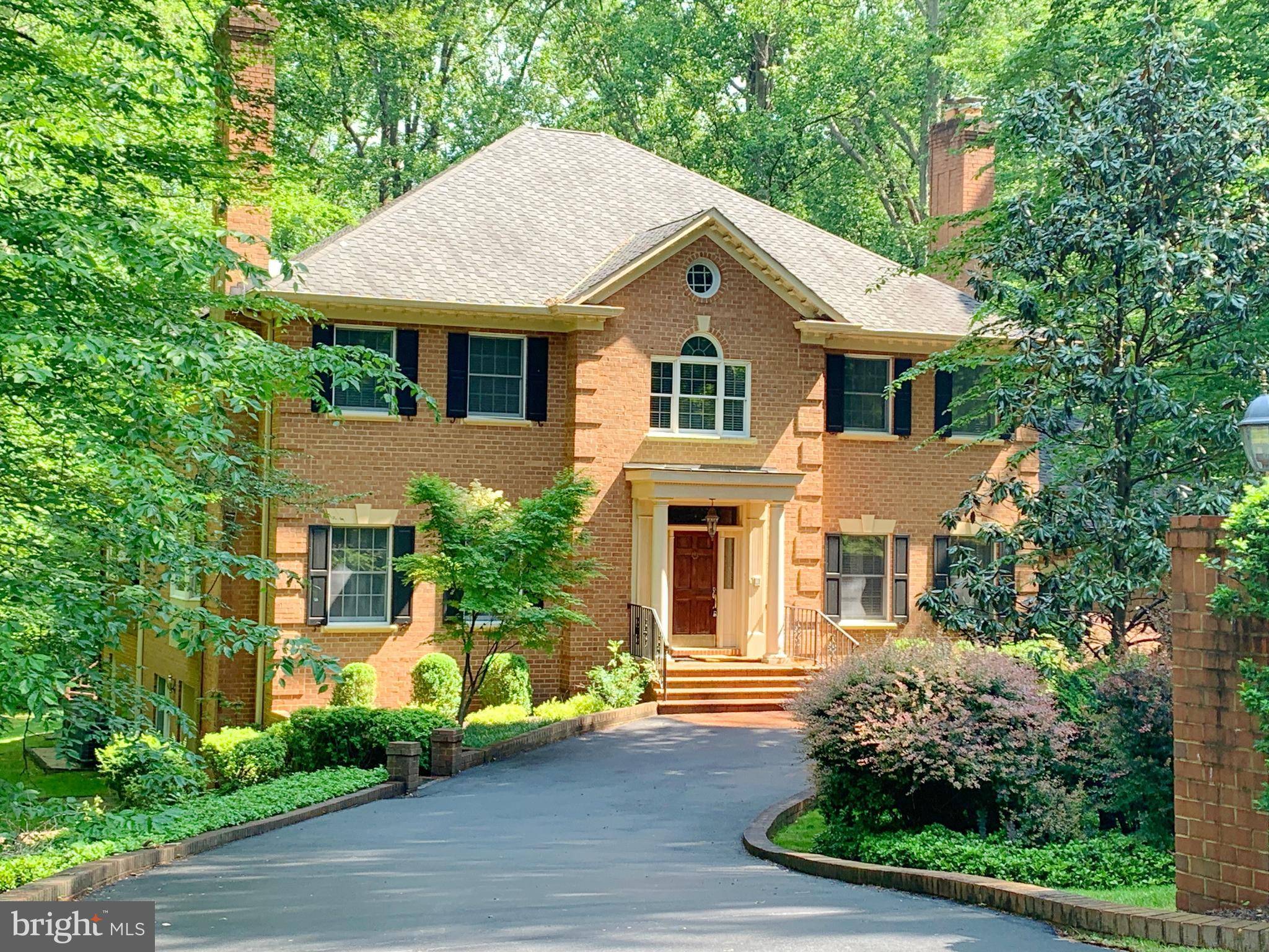 Great Falls, VA 22066,9090 EATON PARK RD