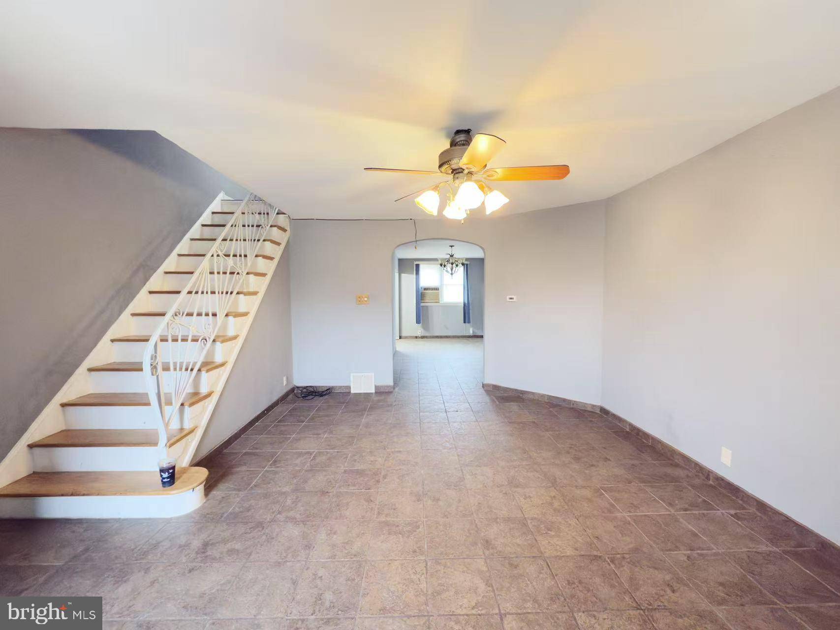 Philadelphia, PA 19149,2244 DISSTON ST