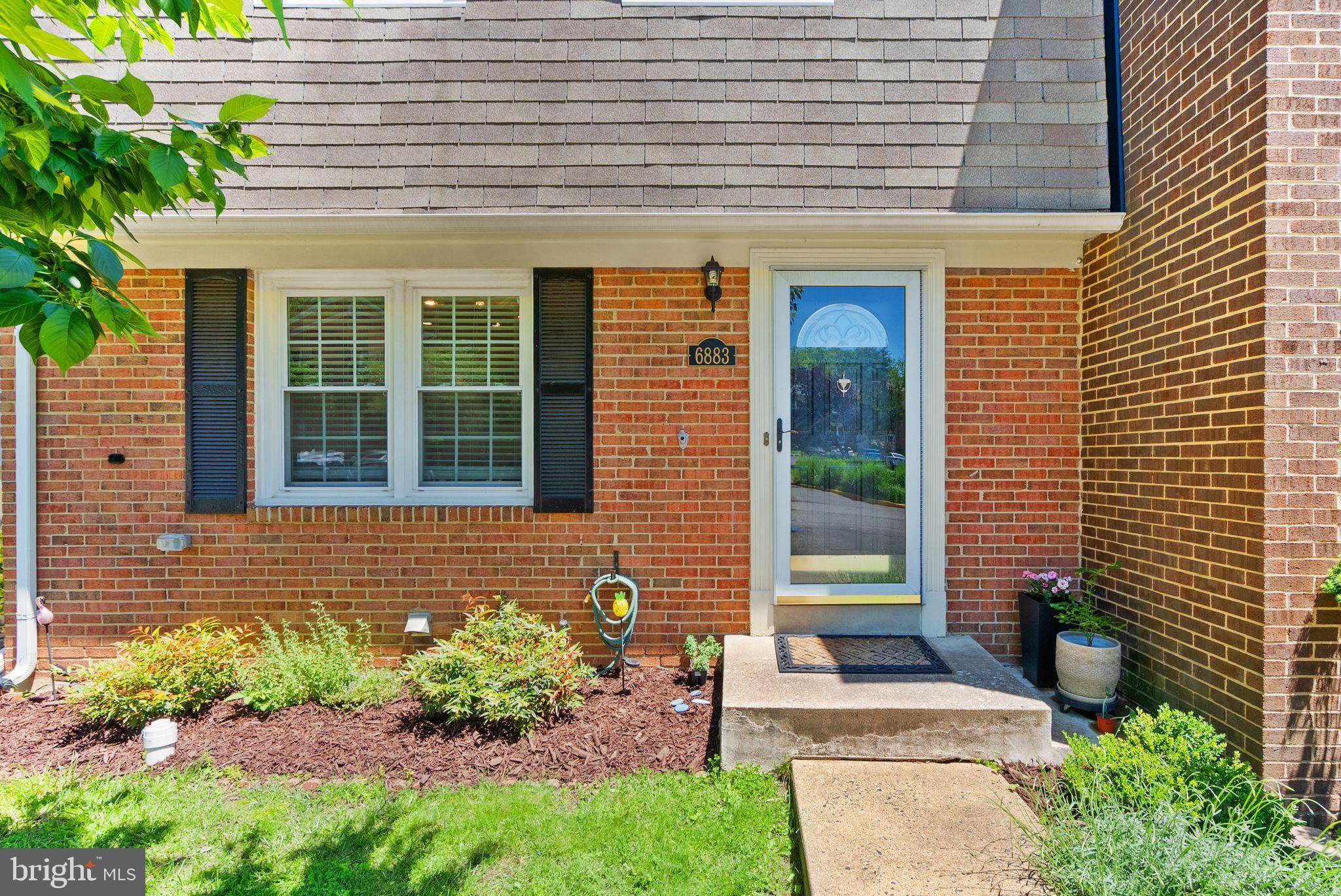Springfield, VA 22153,6883 BRIAN MICHAEL CT