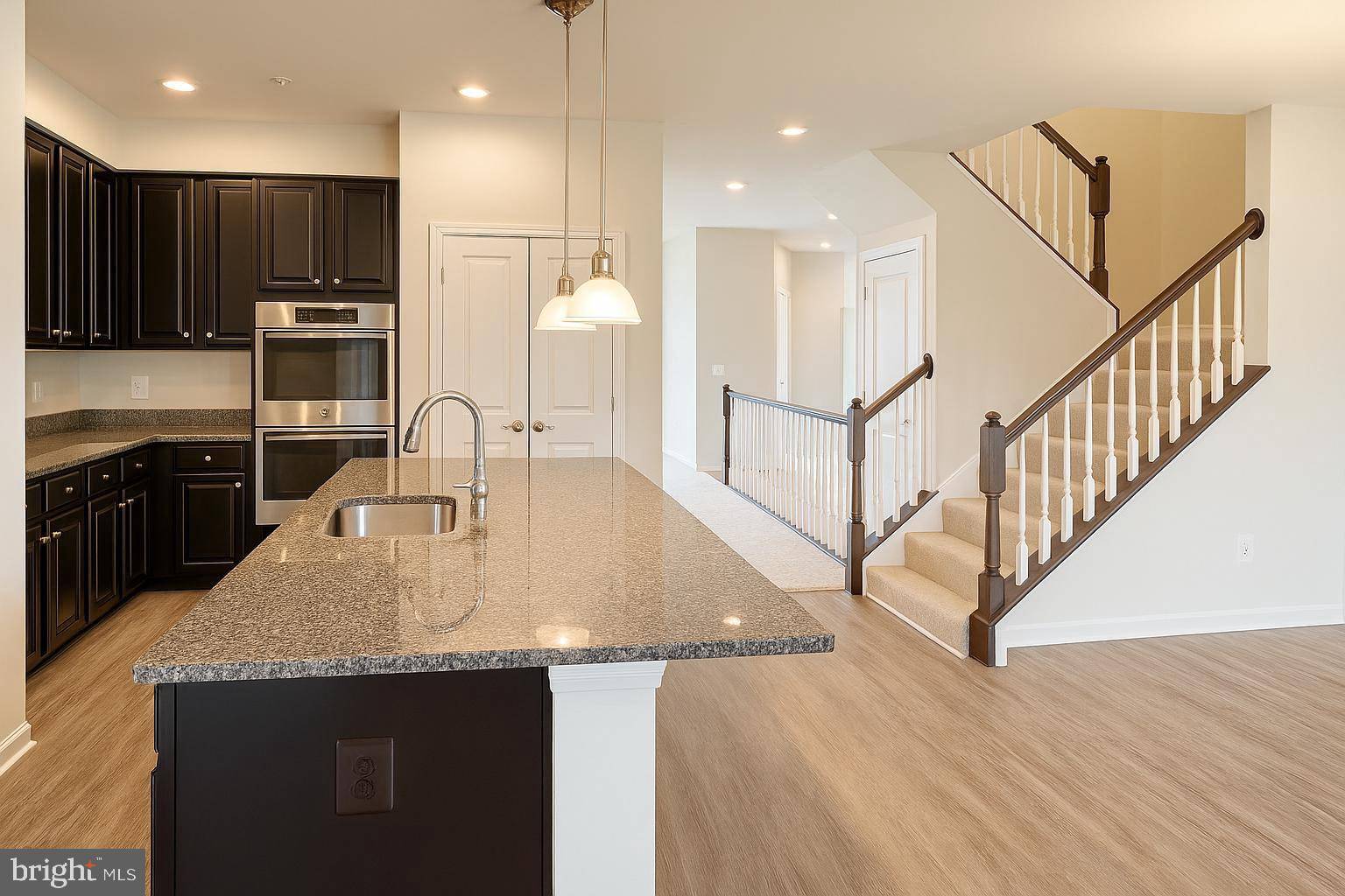 Lanham, MD 20706,10060 DORSEY LN #41