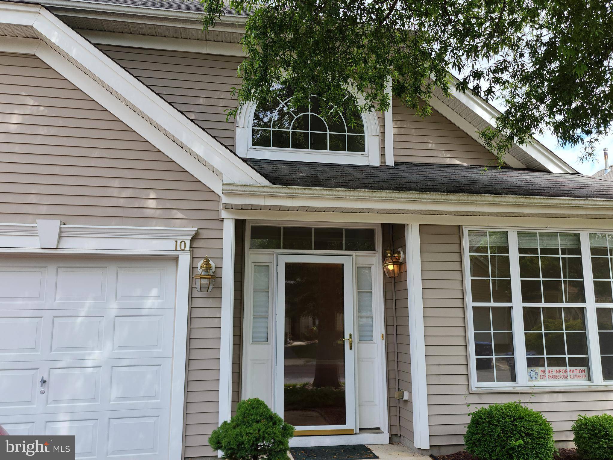 Bordentown, NJ 08620,10 HONEYFLOWER