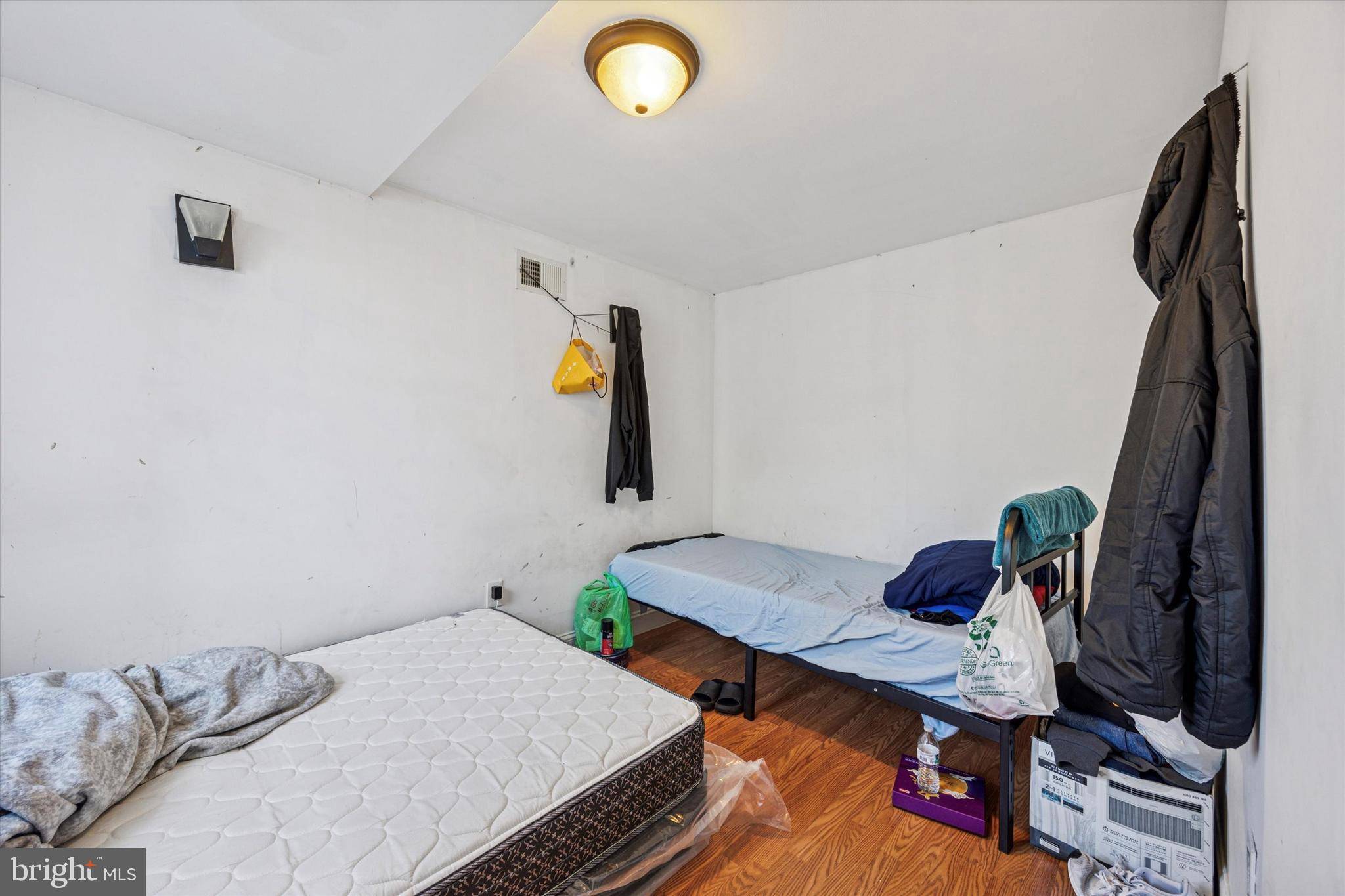 Philadelphia, PA 19148,432 MIFFLIN ST