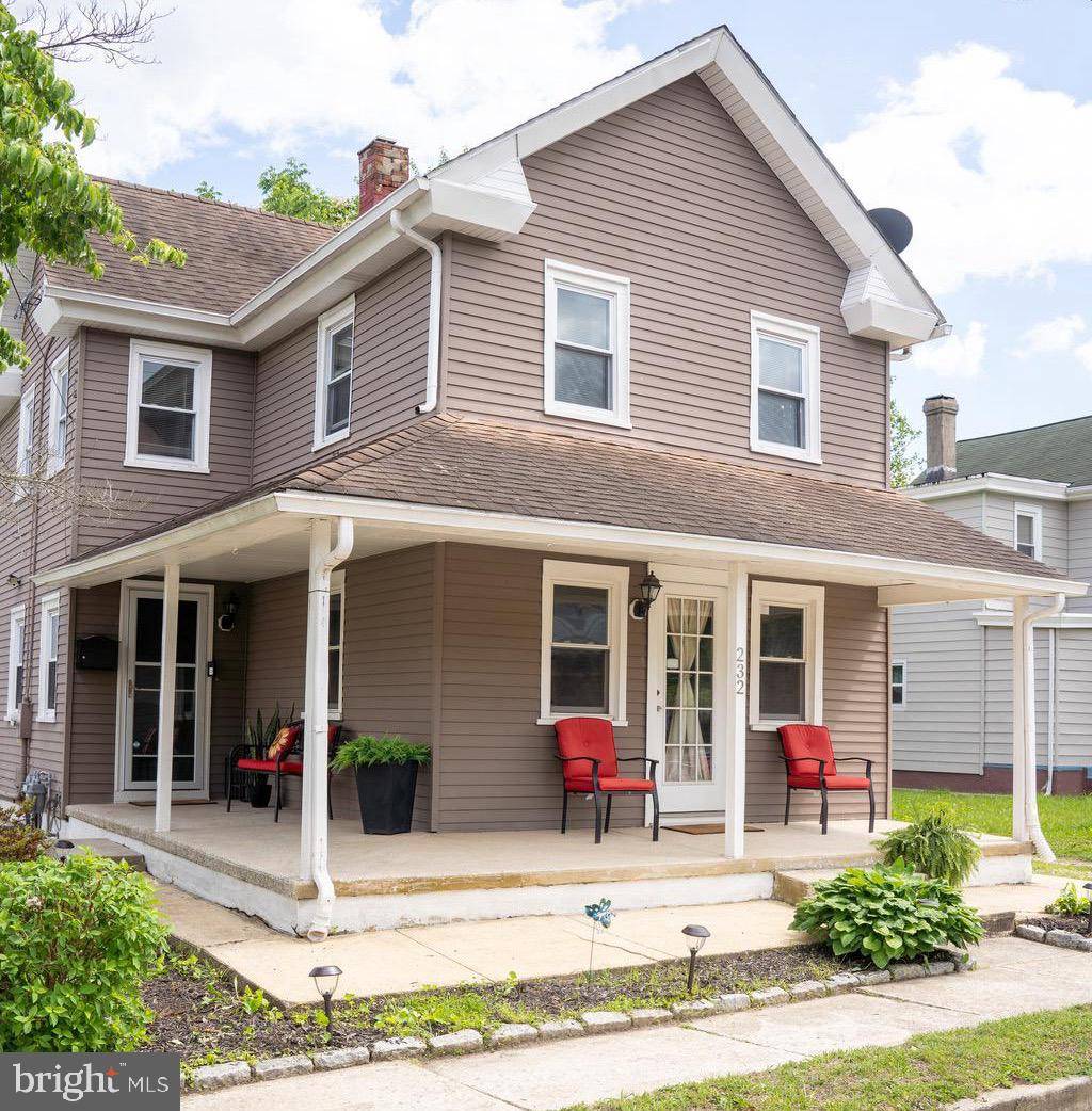 Williamstown, NJ 08094,232 CHESTNUT ST
