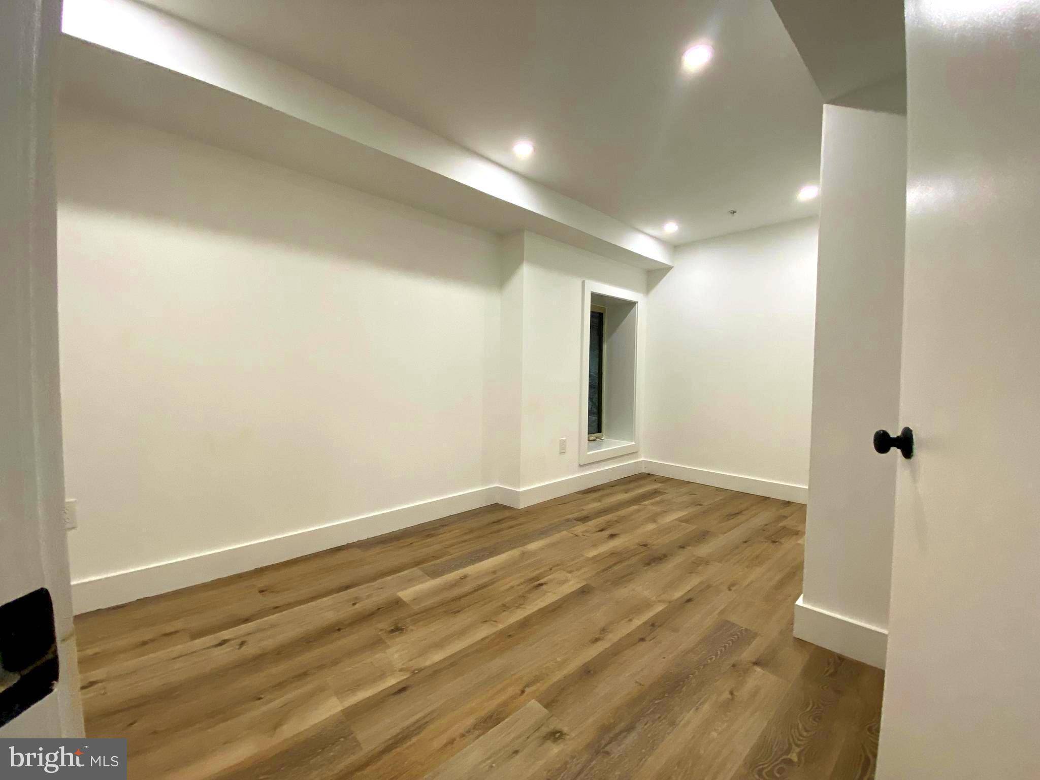 Washington, DC 20010,3126 16TH ST NW #17