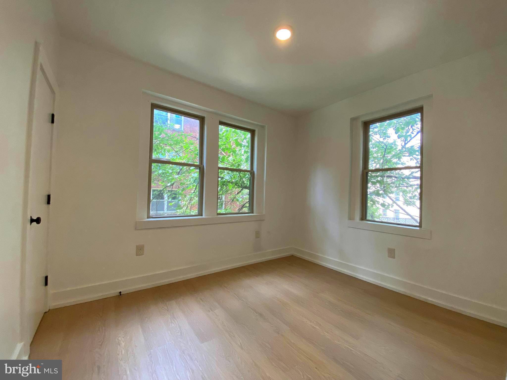 Washington, DC 20010,3126 16TH ST NW #7