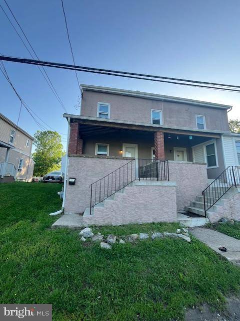 Glenolden, PA 19036,502 W OAK LN