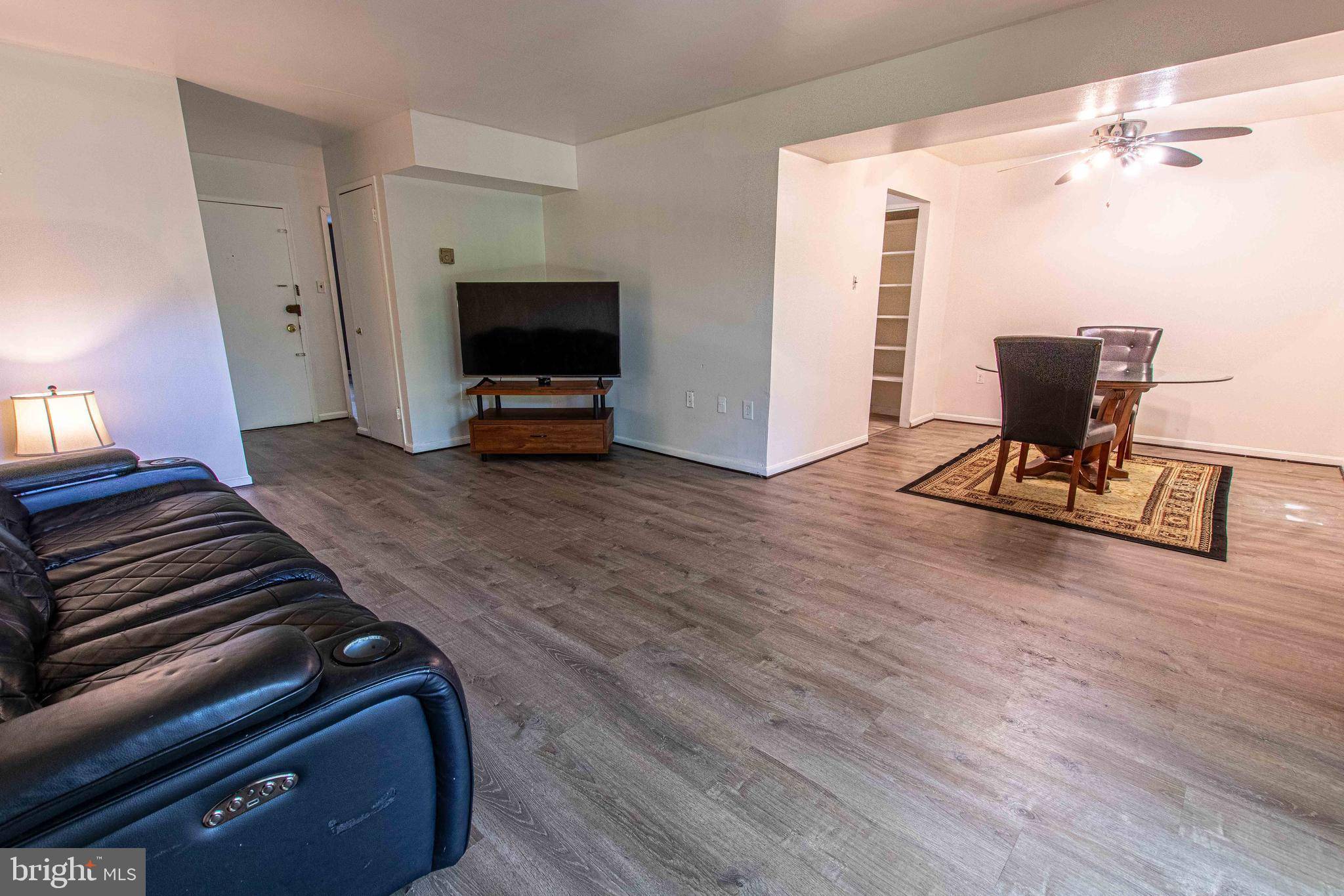 Alexandria, VA 22304,5 CANTERBURY SQ #201