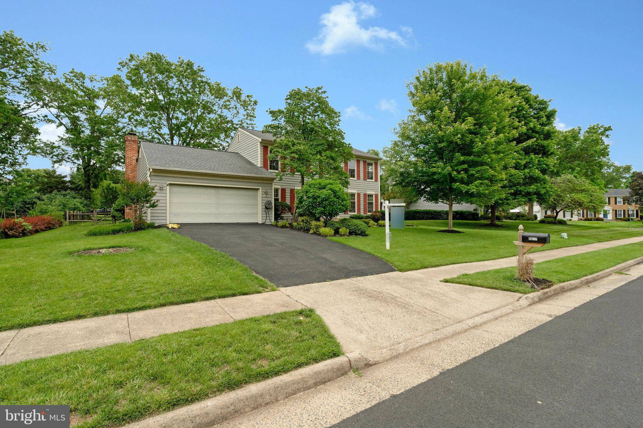 Centreville, VA 20120,5617 ROWENA DR