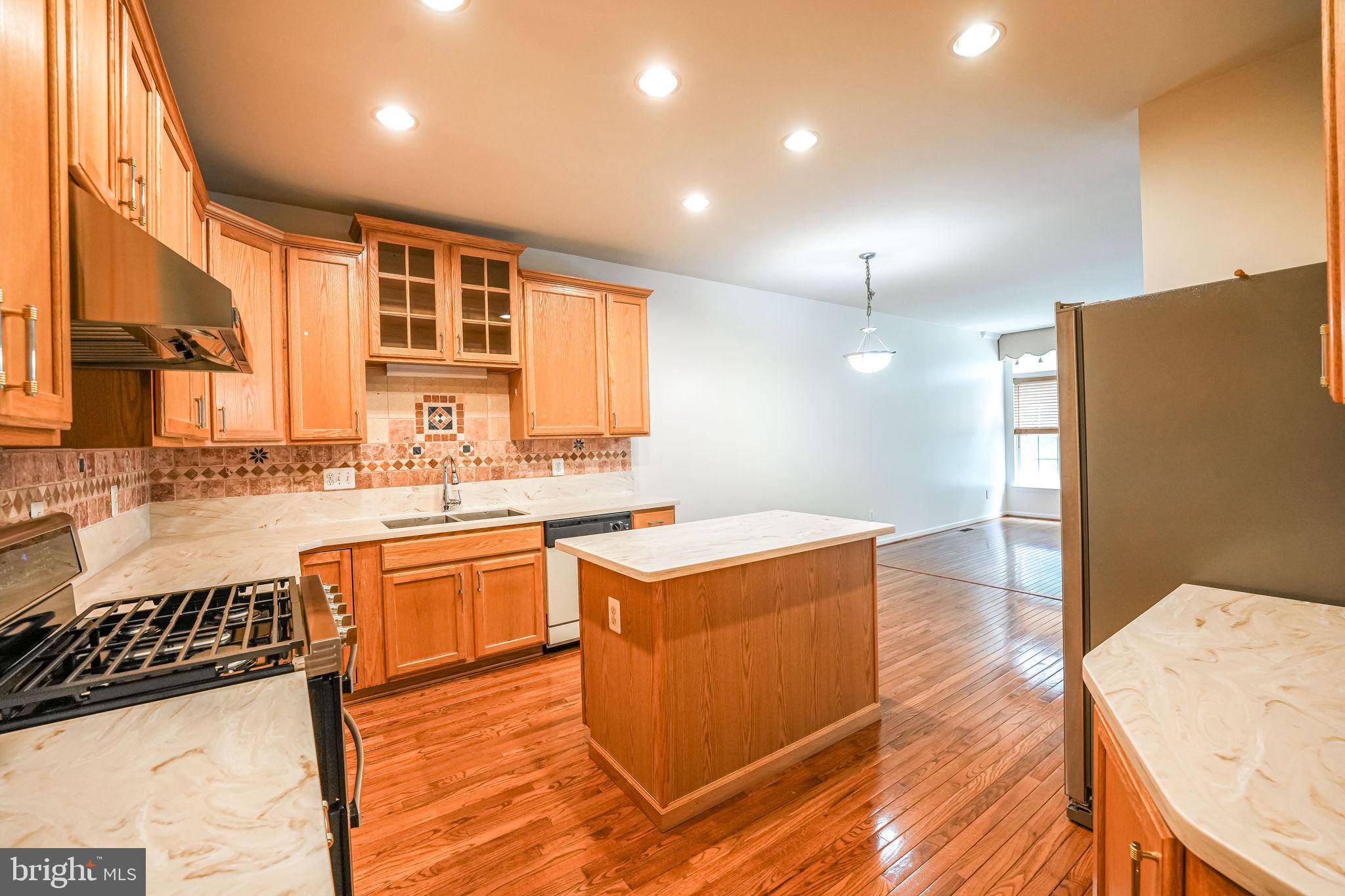 Lorton, VA 22079,7683 HENRY KNOX DR