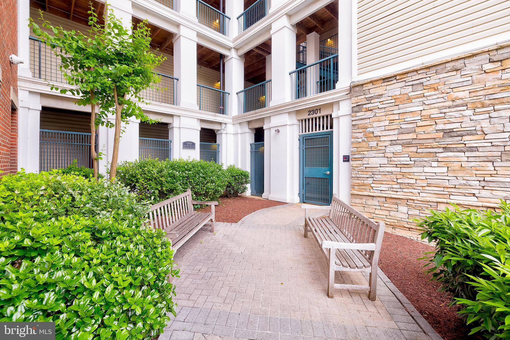 Arlington, VA 22206,2301 25TH ST S #4-312