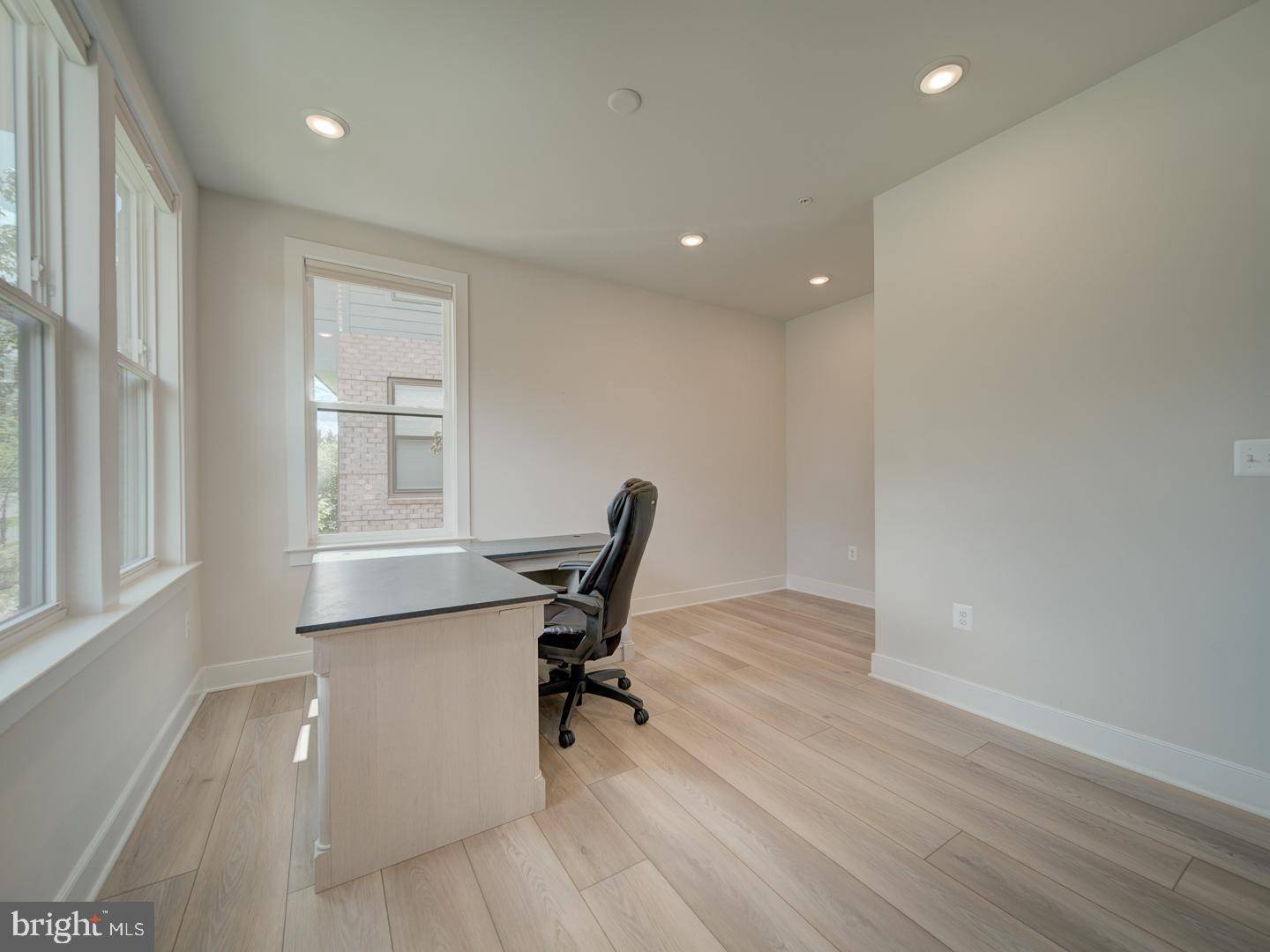 Reston, VA 20191,12768 SUNRISE VALLEY DR