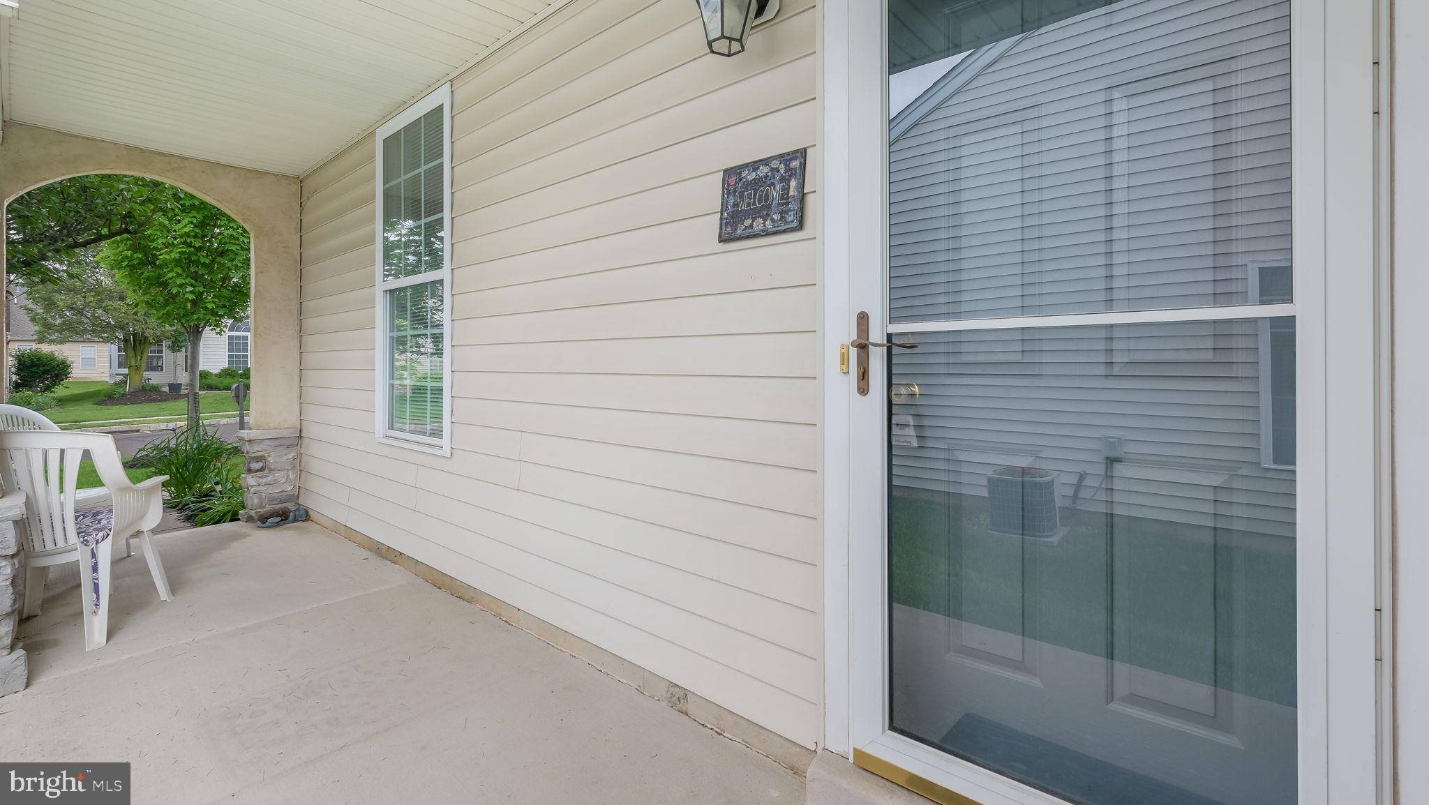 Warwick, PA 18974,926 LAURENS LN