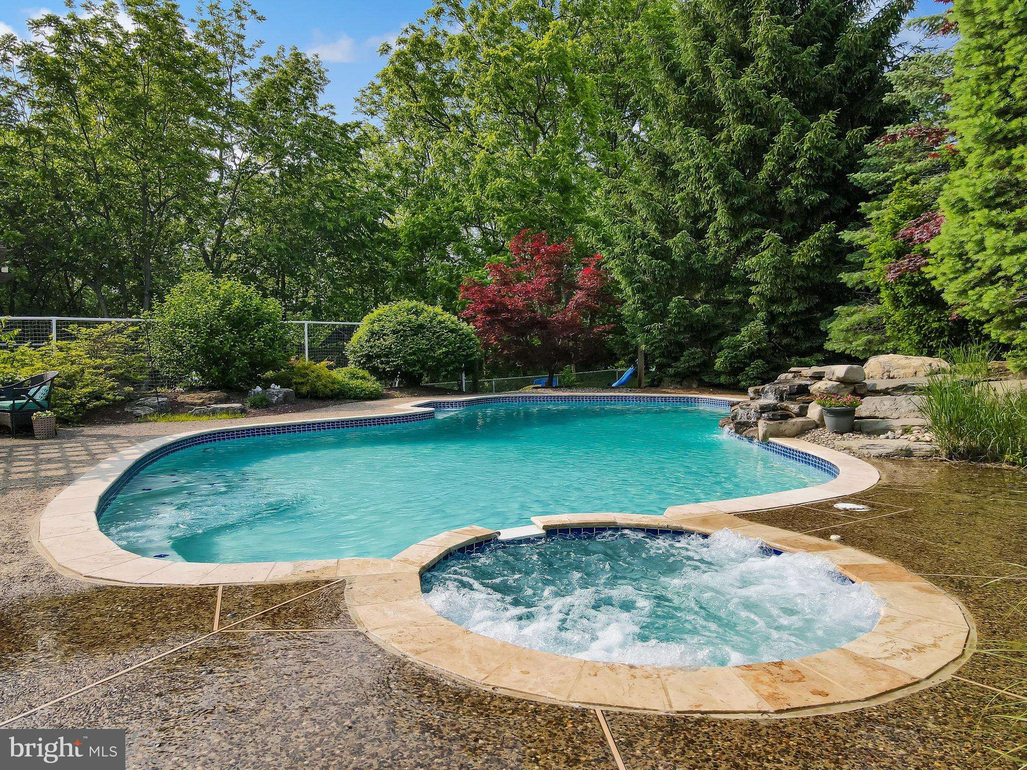Allentown, PA 18104,386 DANIEL ST
