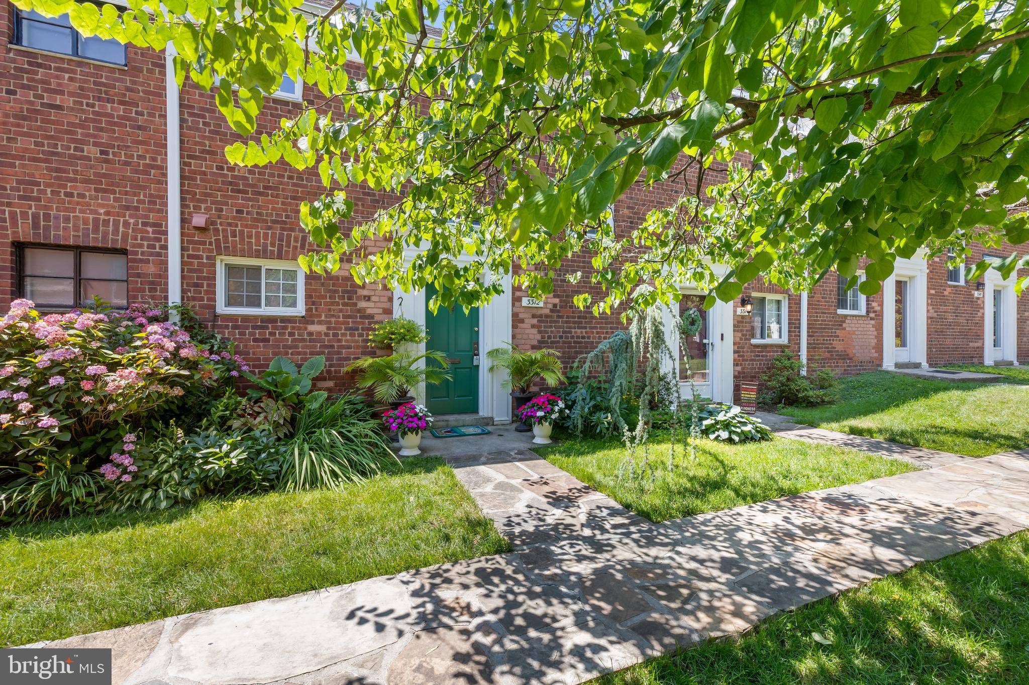 Alexandria, VA 22302,3312 MARTHA CUSTIS DR