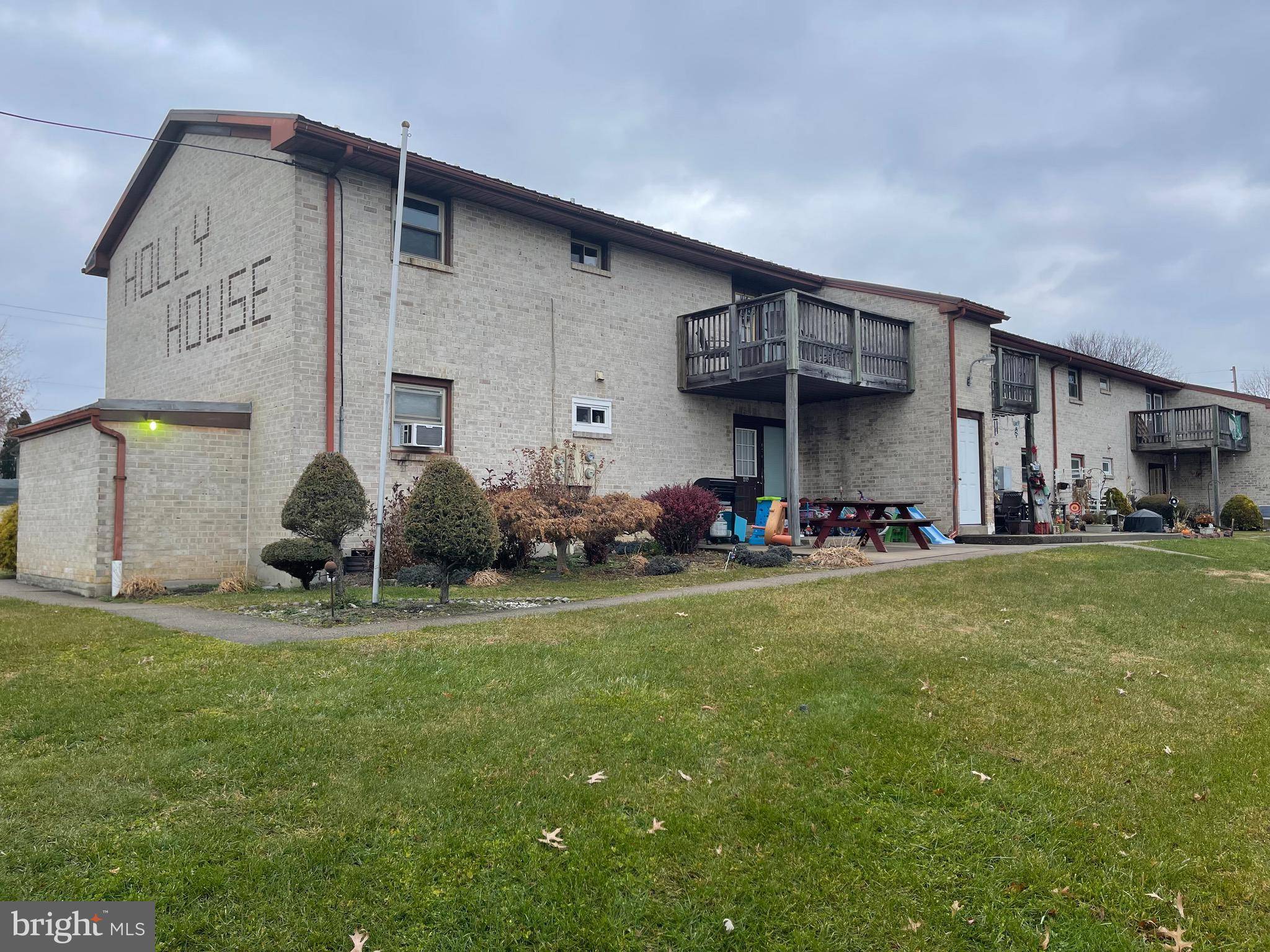 Shoemakersville, PA 19555,502 WASHINGTON ST #4B