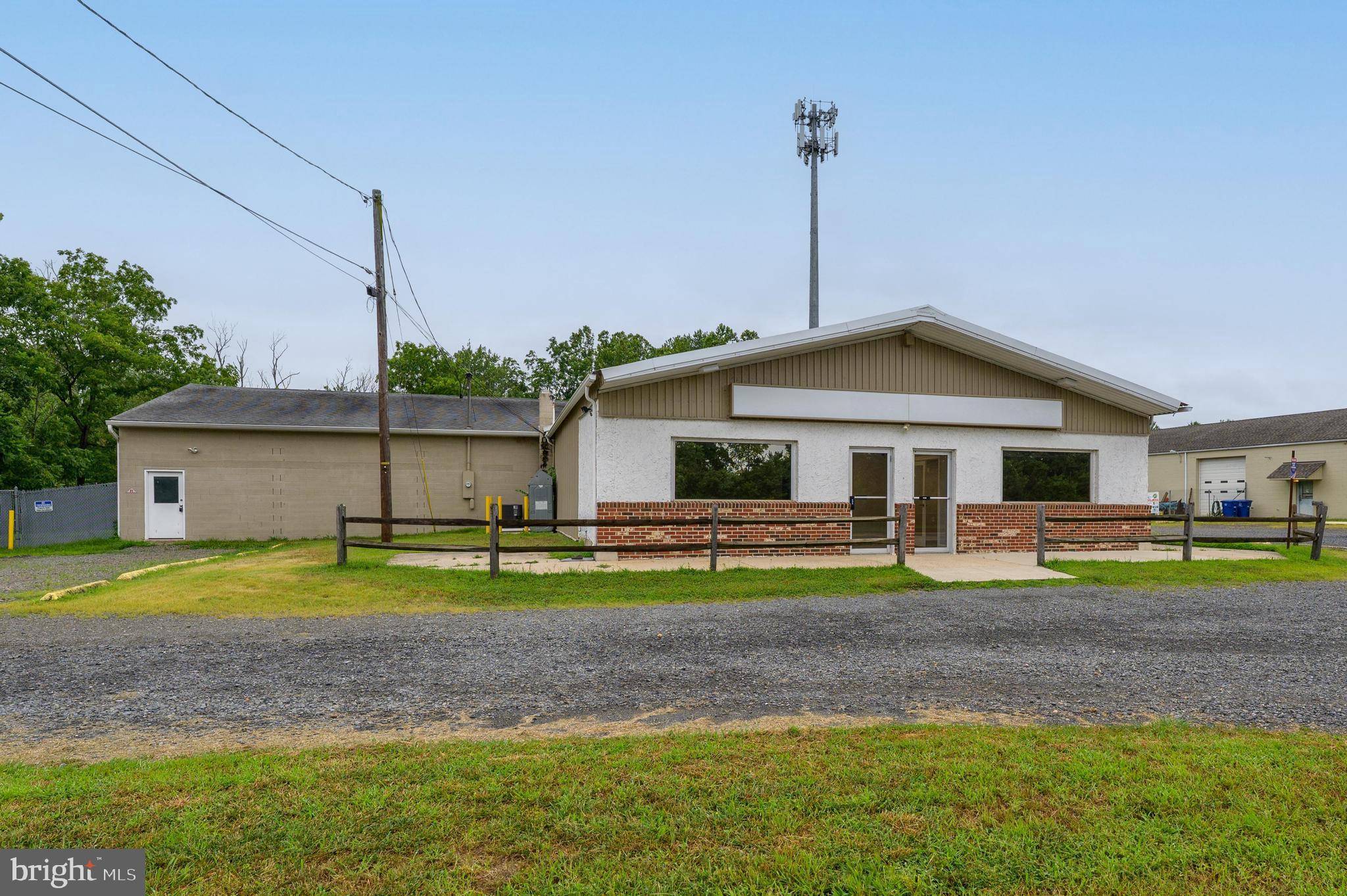 Southampton, NJ 08088,2127 ROUTE 206 #D