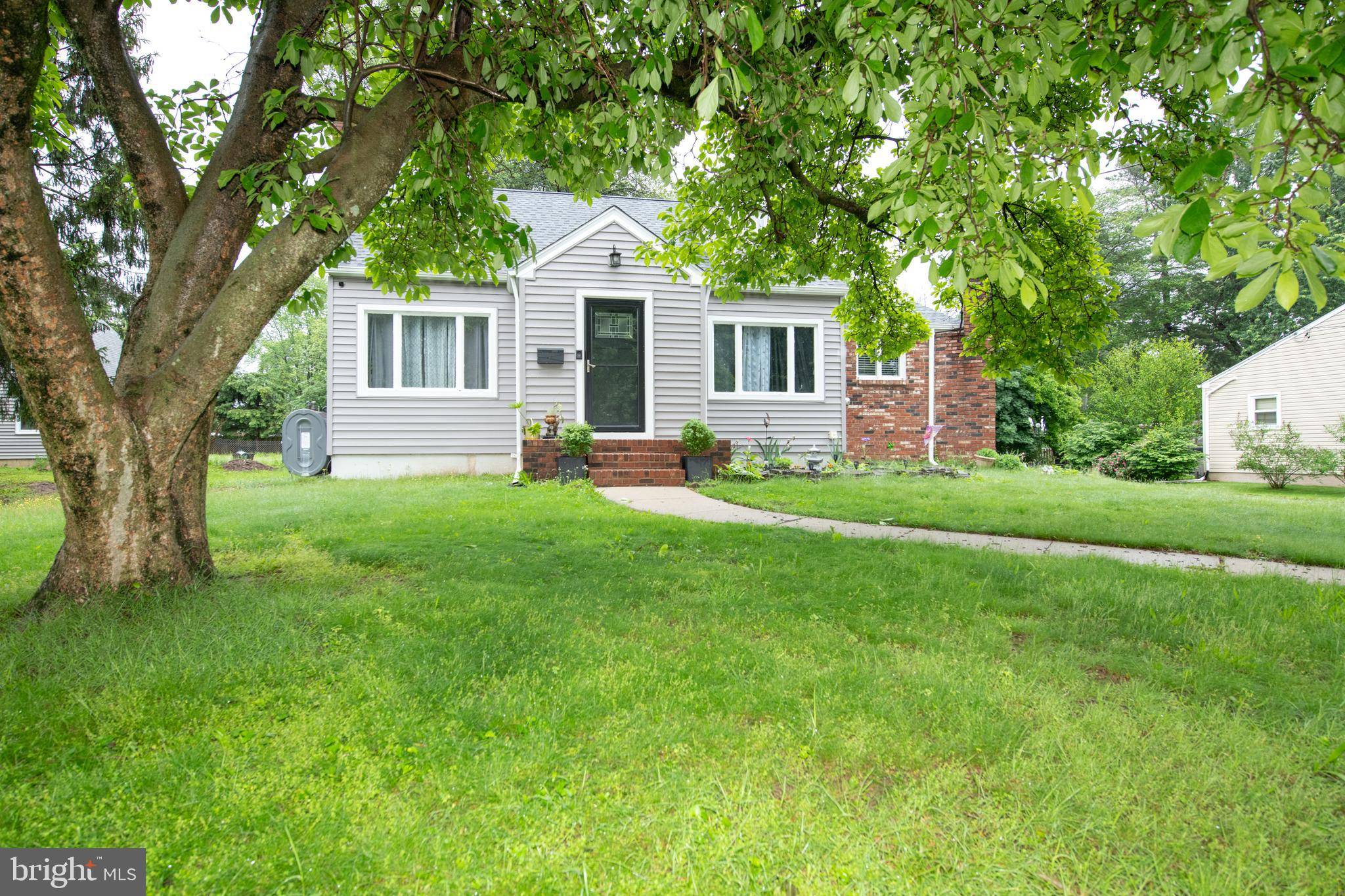 Morrisville, PA 19067,264 BARNSLEY AVE
