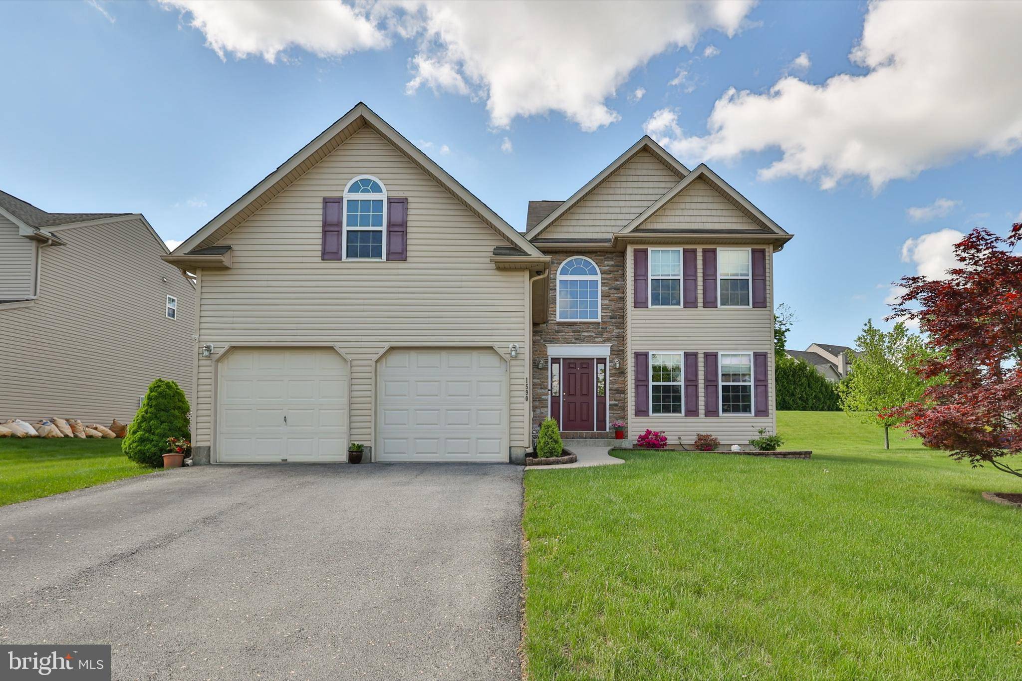 Whitehall, PA 18052,1590 ABIGAIL LN