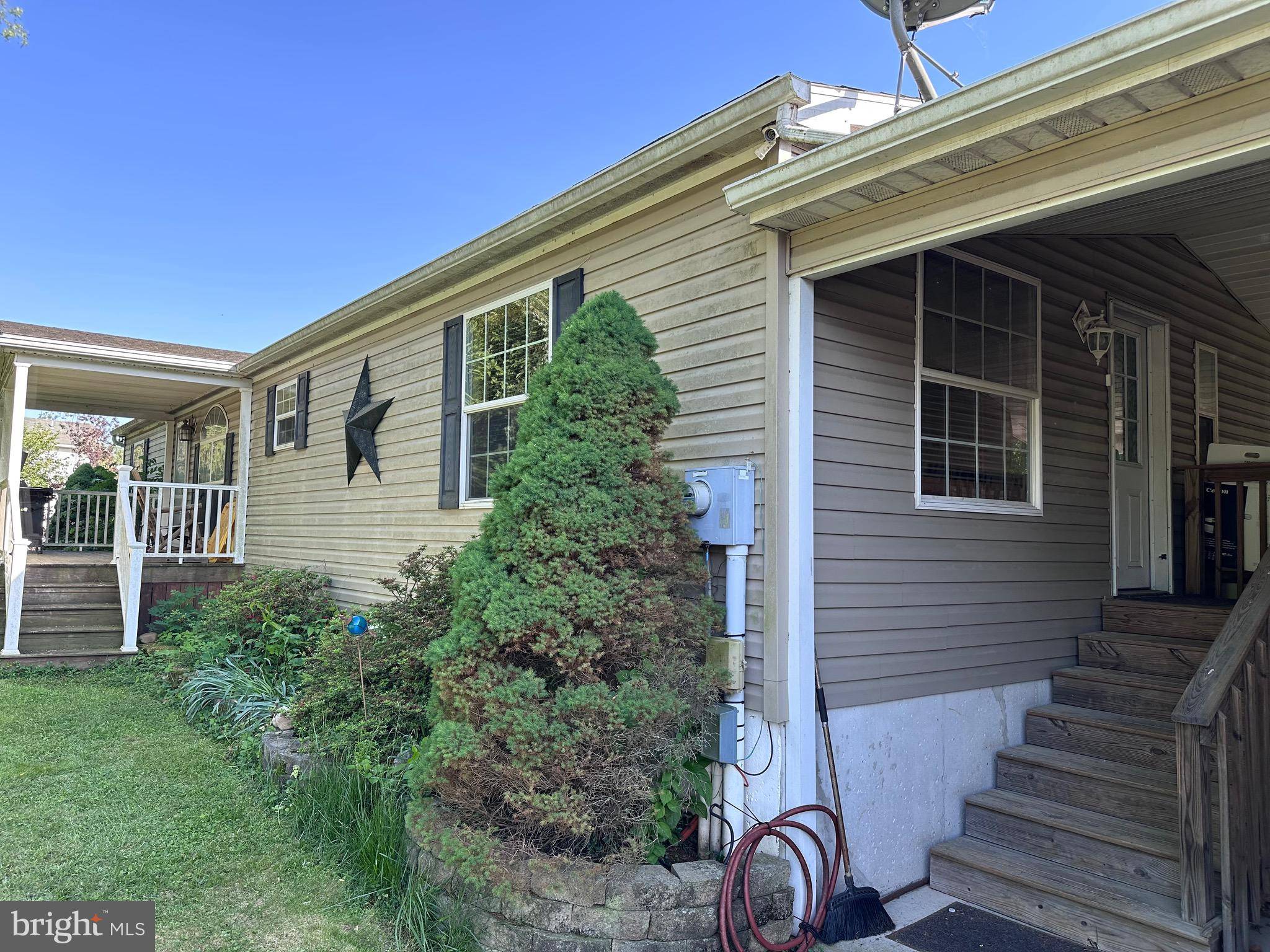 Douglassville, PA 19518,525 OLD PHILADELPHIA PIKE