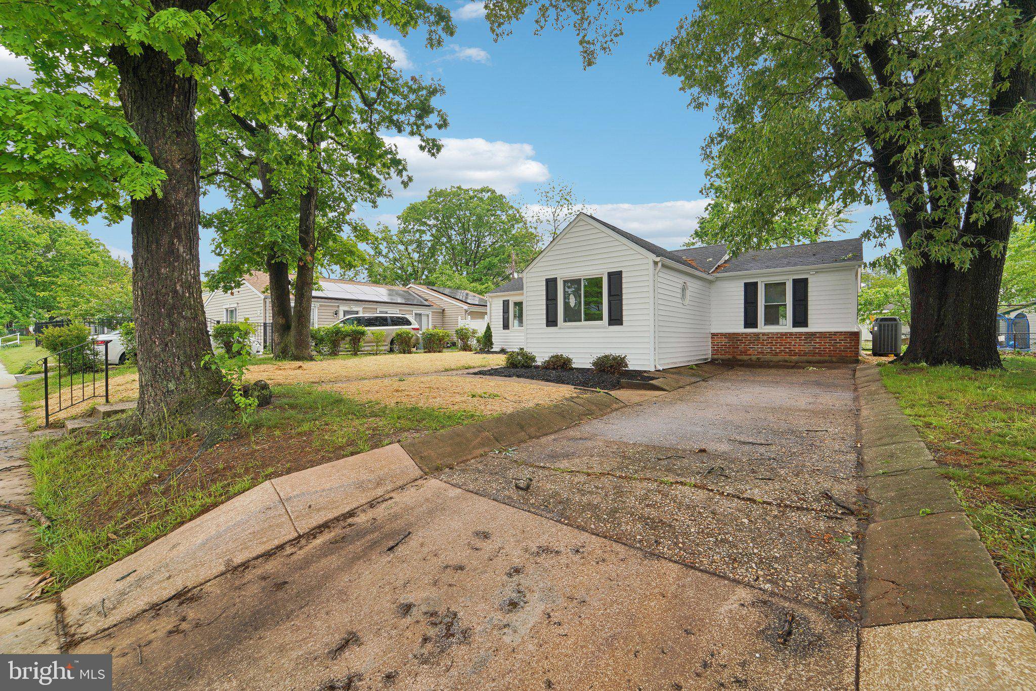 Glen Burnie, MD 21060,818 DALE RD