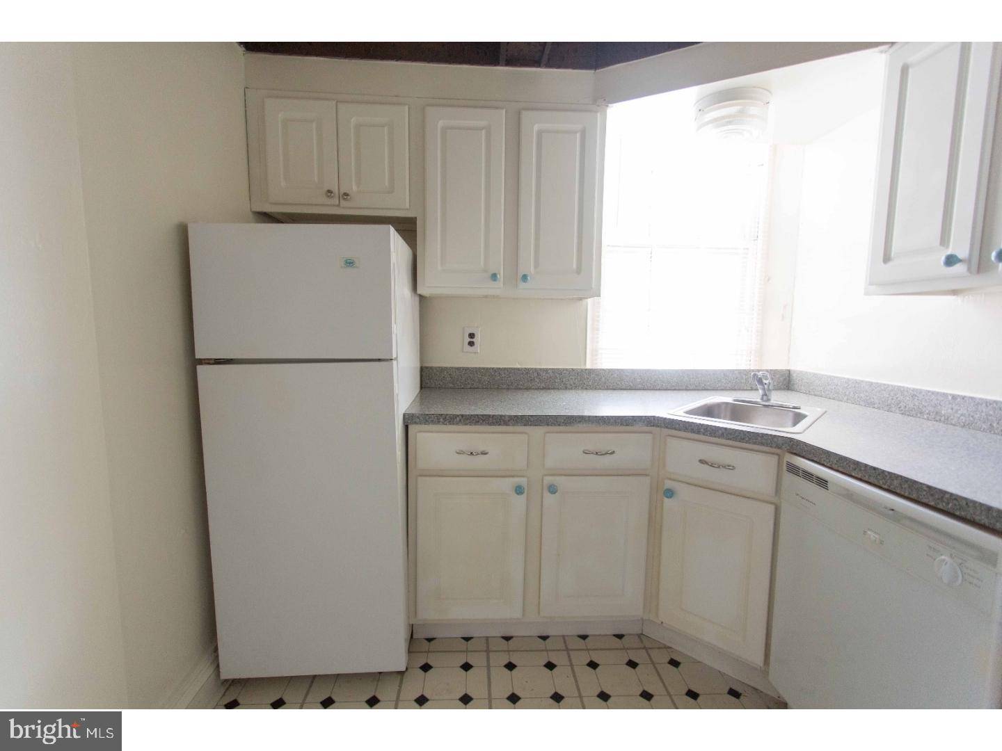 Philadelphia, PA 19107,901 CLINTON ST #4