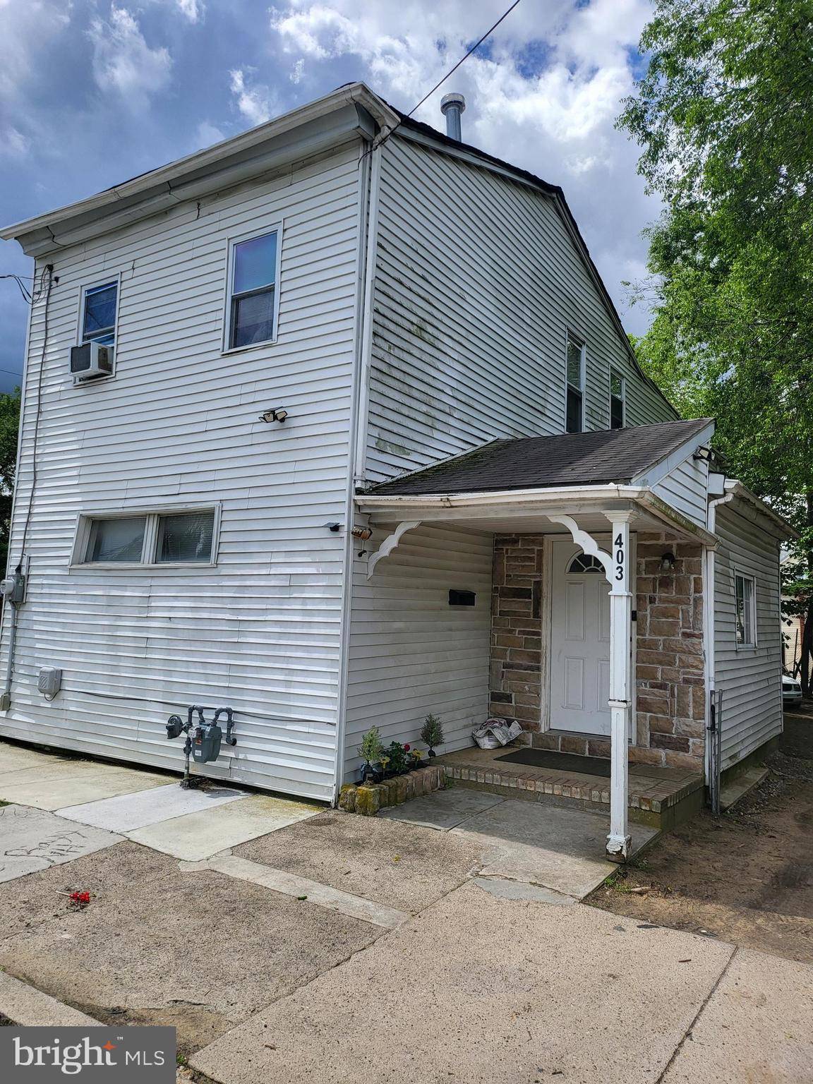 Camden, NJ 08105,403 N 29TH STREET