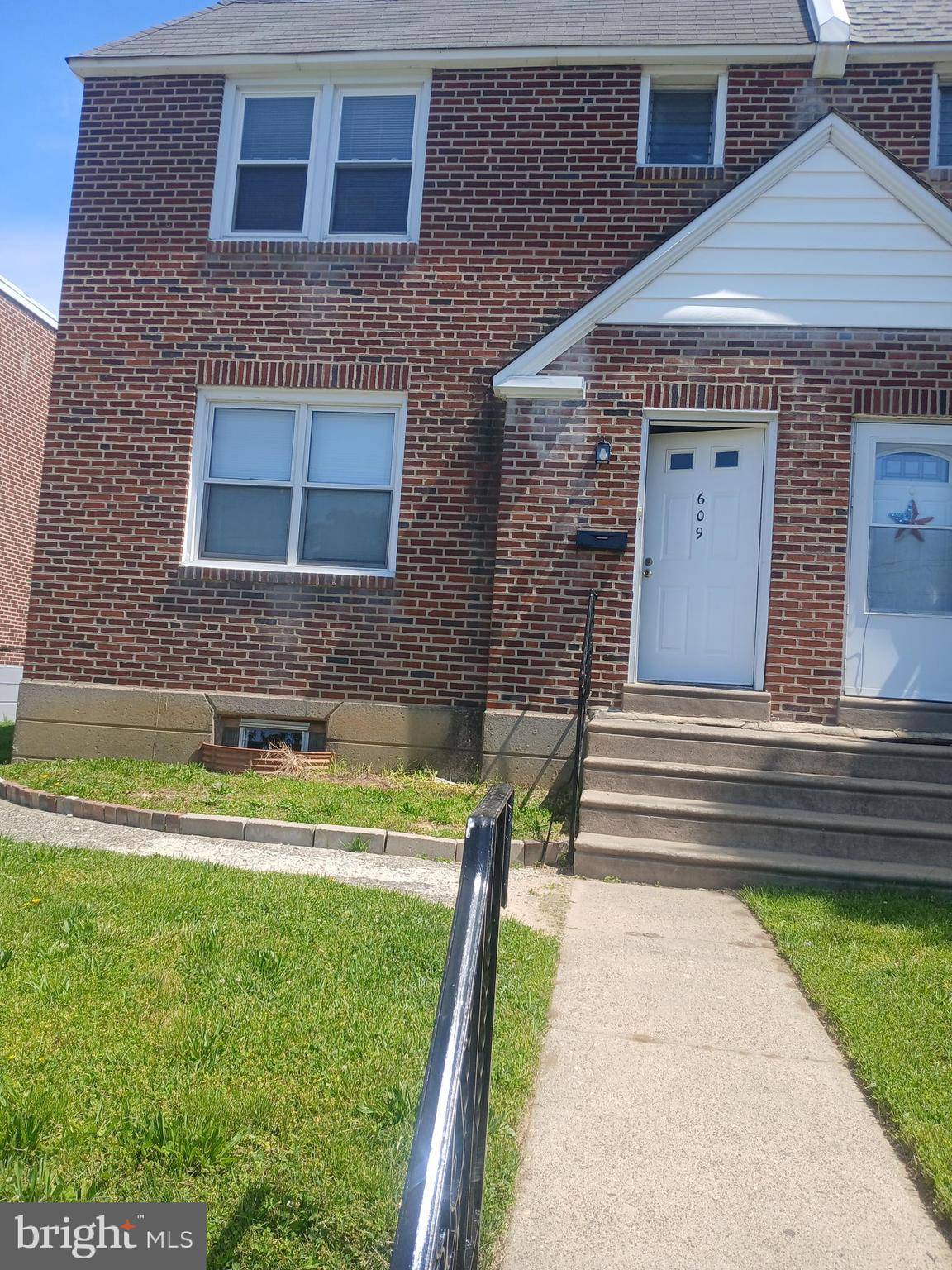 Philadelphia, PA 19111,609 GLENVIEW ST
