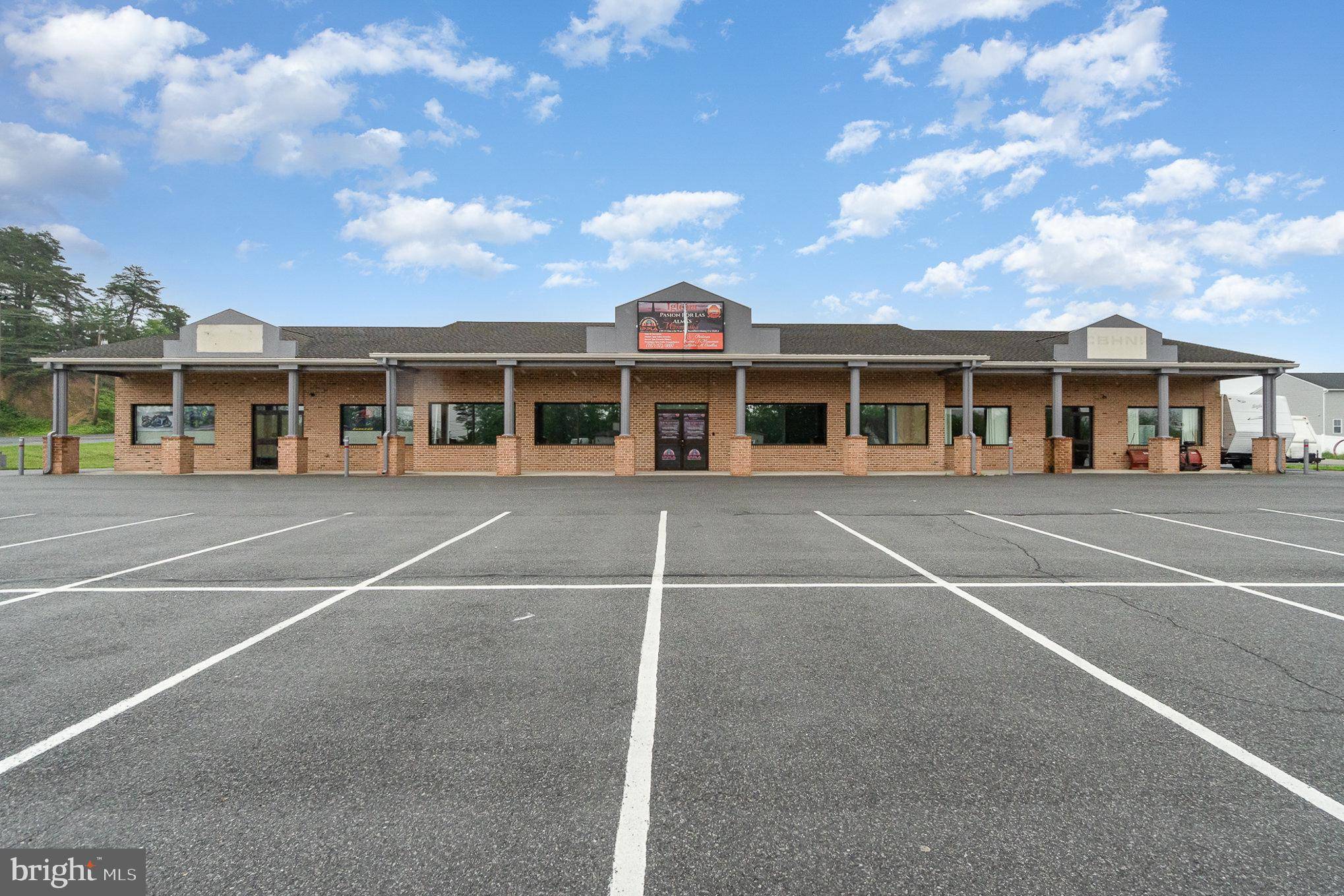 Chambersburg, PA 17201,2764 LINCOLN WAY WEST