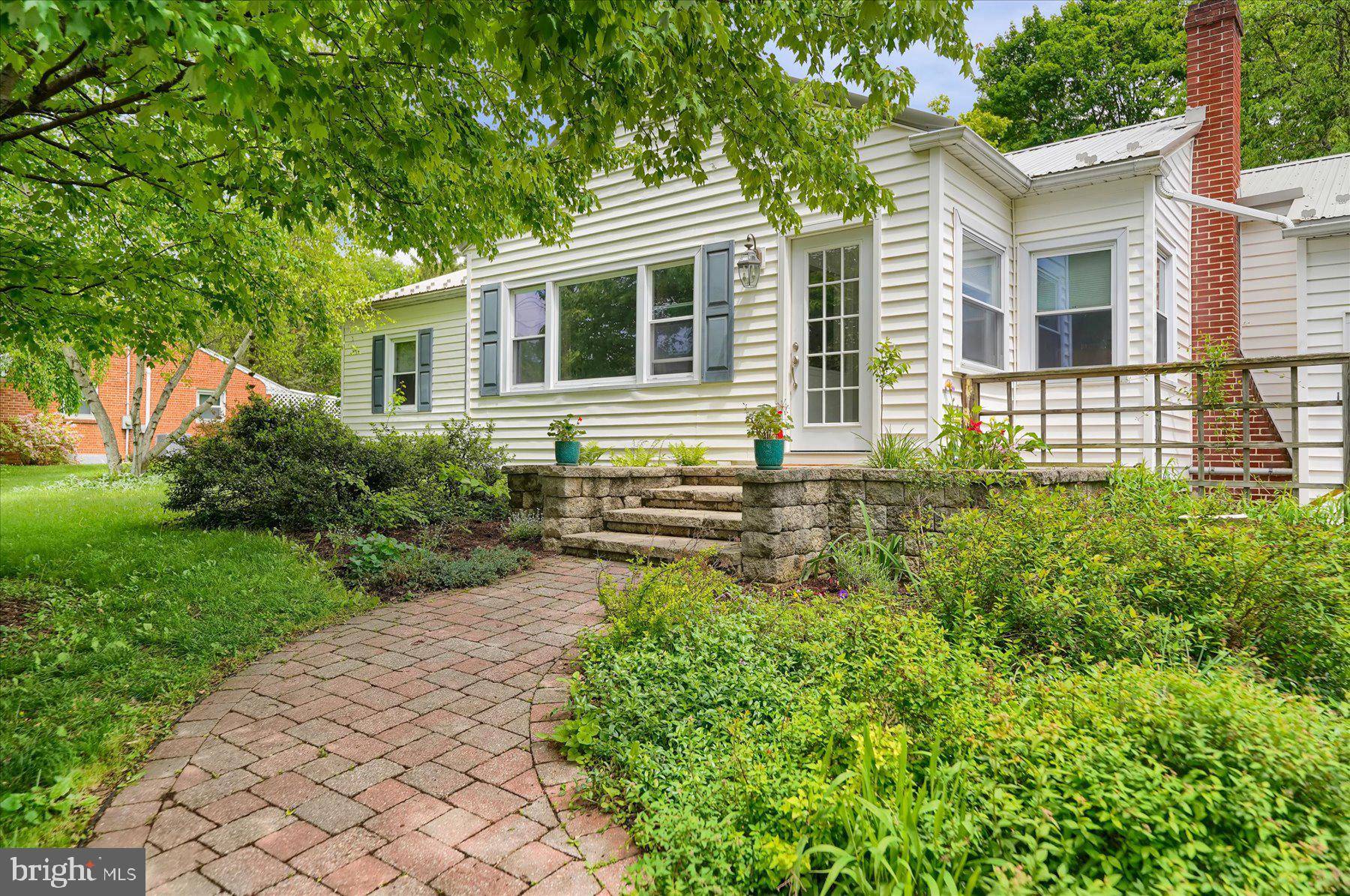 State College, PA 16801,934 HOUSERVILLE RD