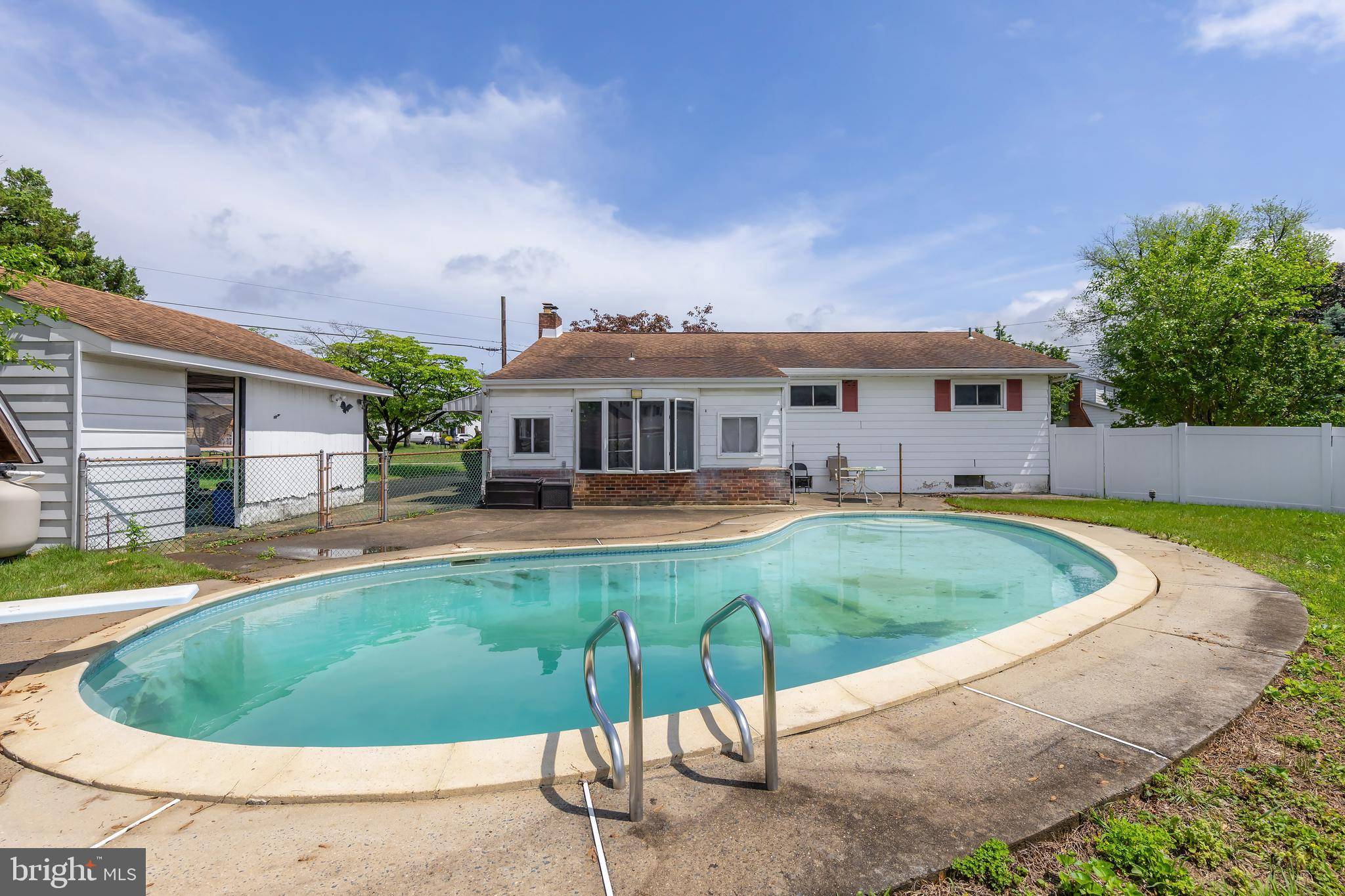 Bellmawr, NJ 08031,449 CHESTER AVE