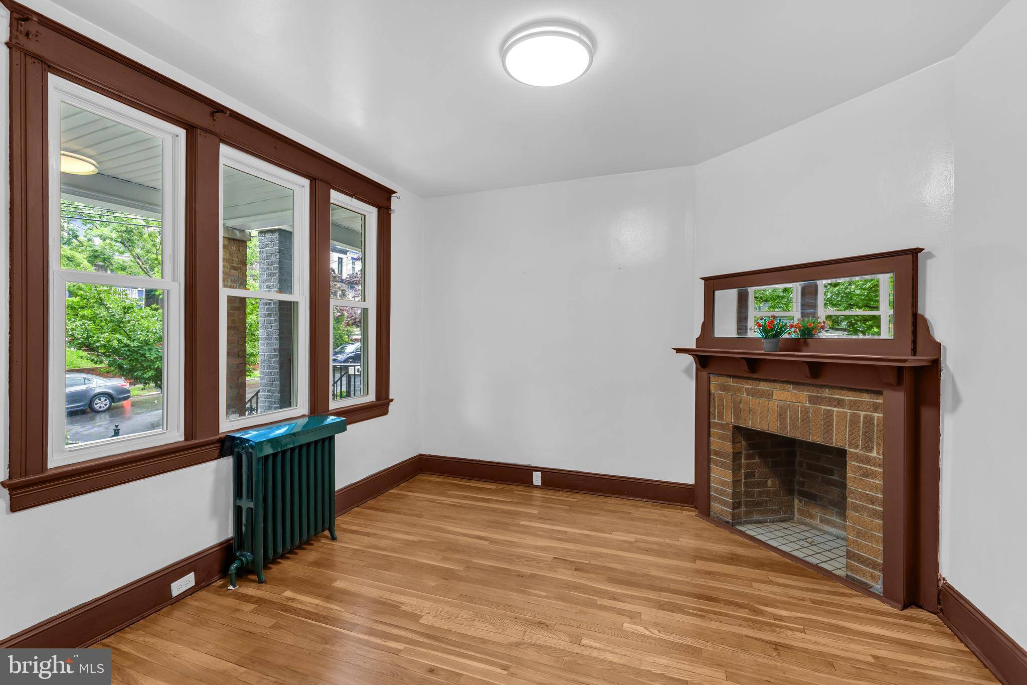 Washington, DC 20011,828 ALLISON ST NW