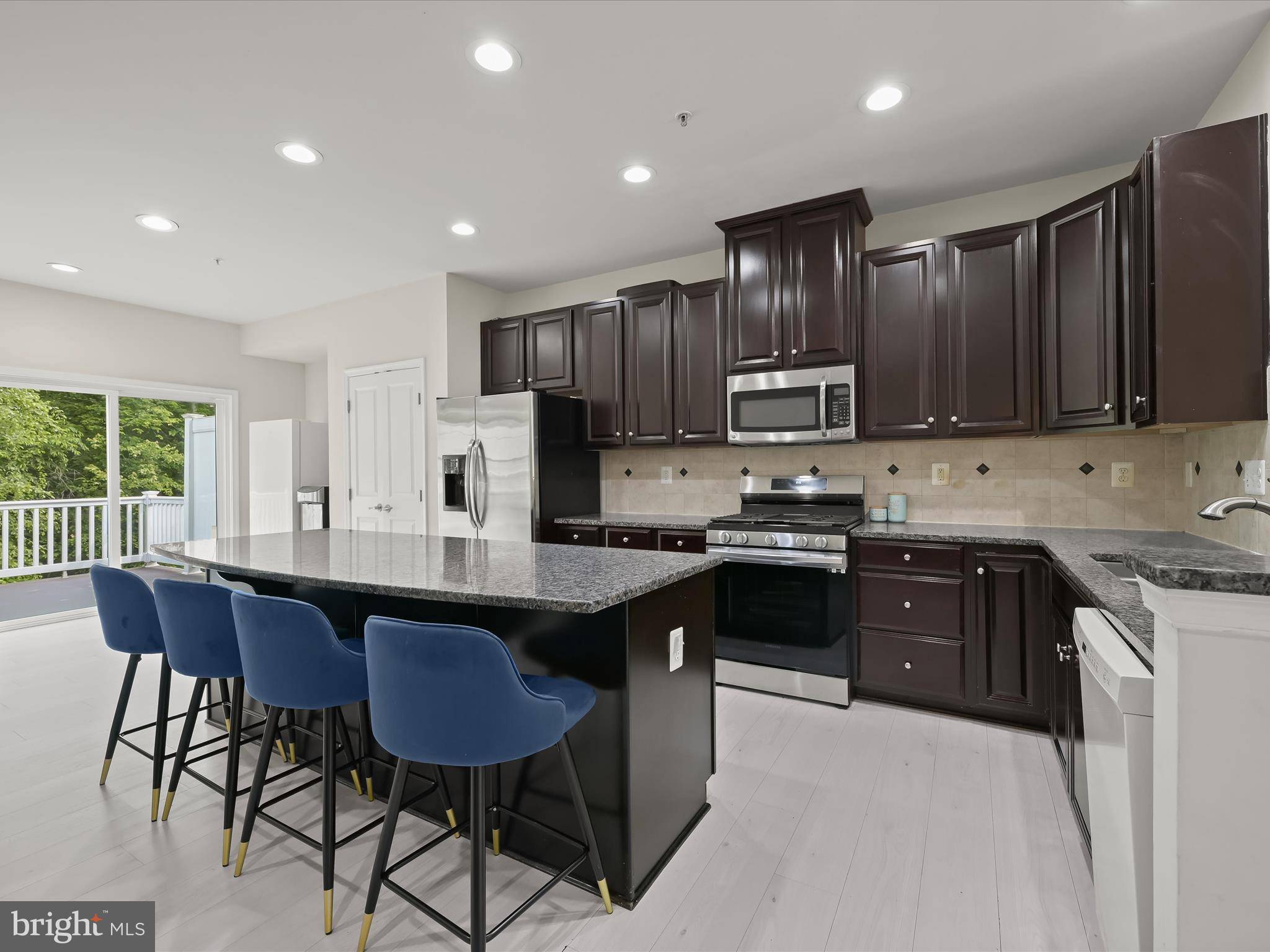Hanover, MD 21076,7266 DORCHESTER WOODS LN