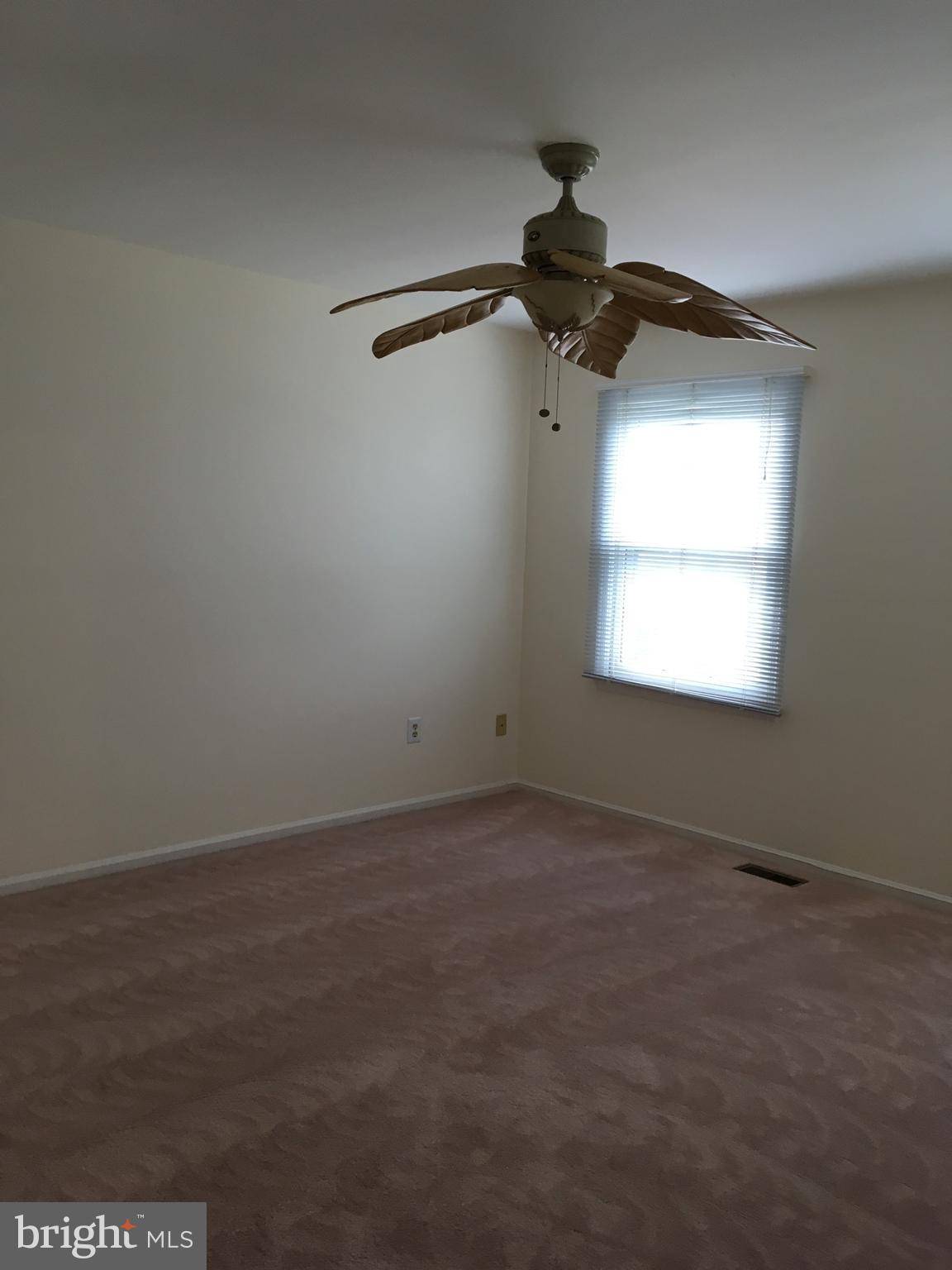 Chantilly, VA 20151,13456 POINT PLEASANT DR