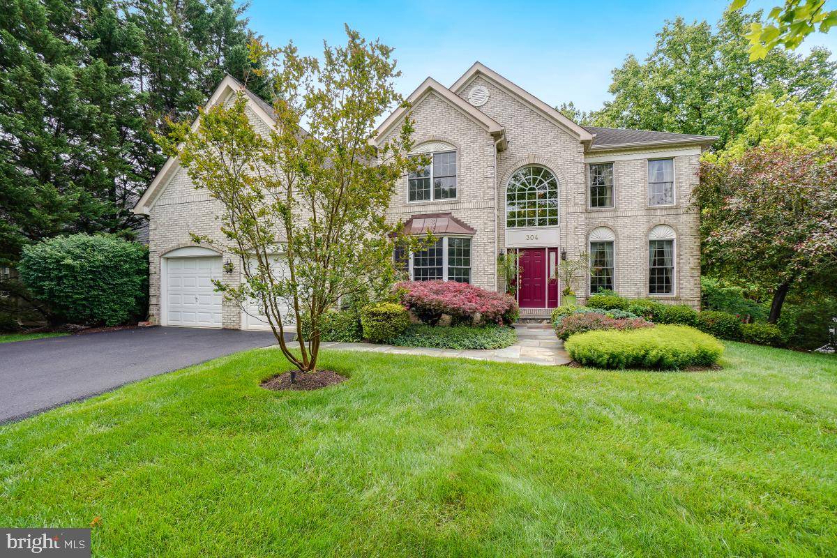 North Potomac, MD 20878,304 ALDERWOOD DR