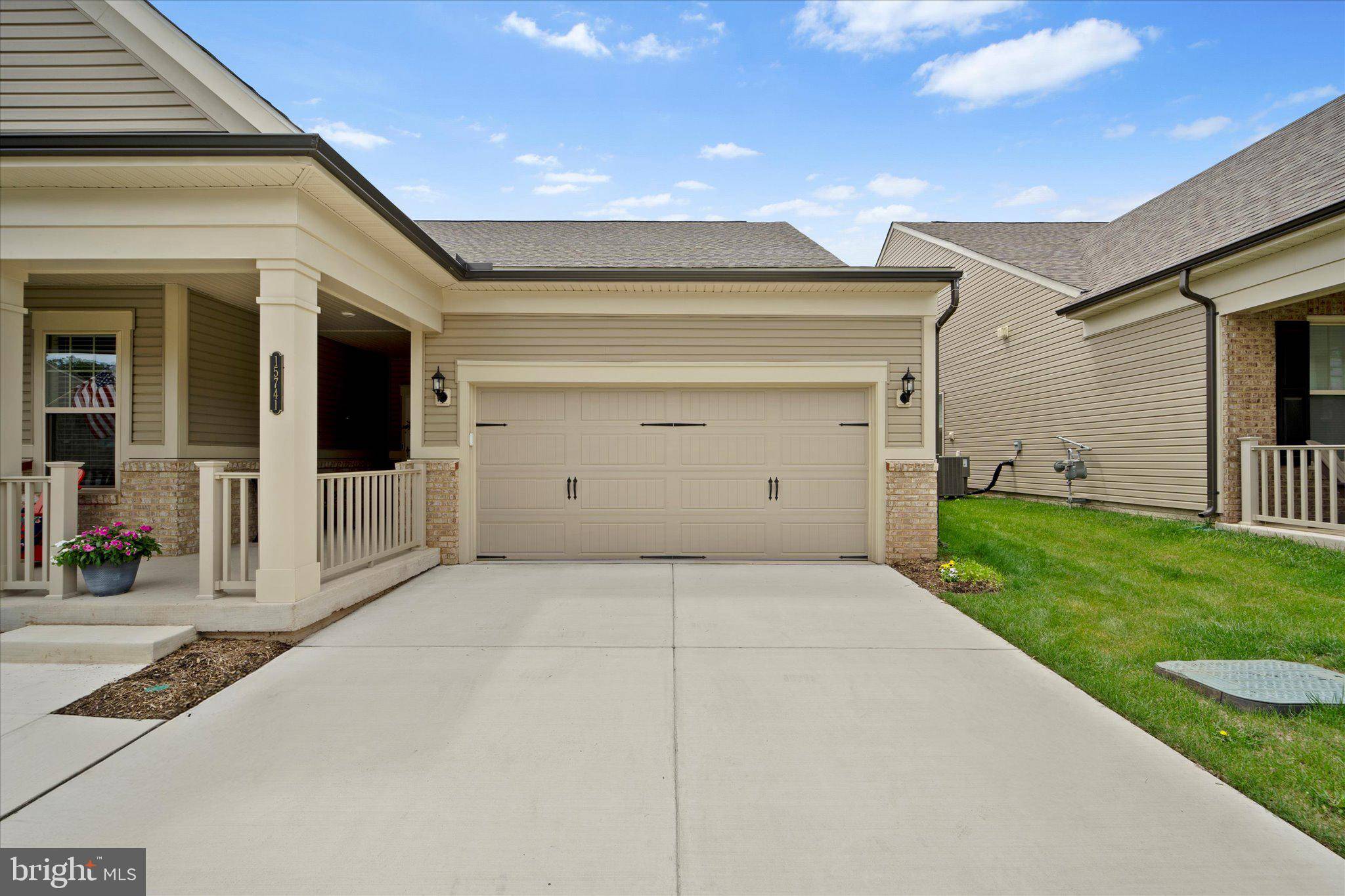 Haymarket, VA 20169,15741 GARDENIA RIDGE WAY