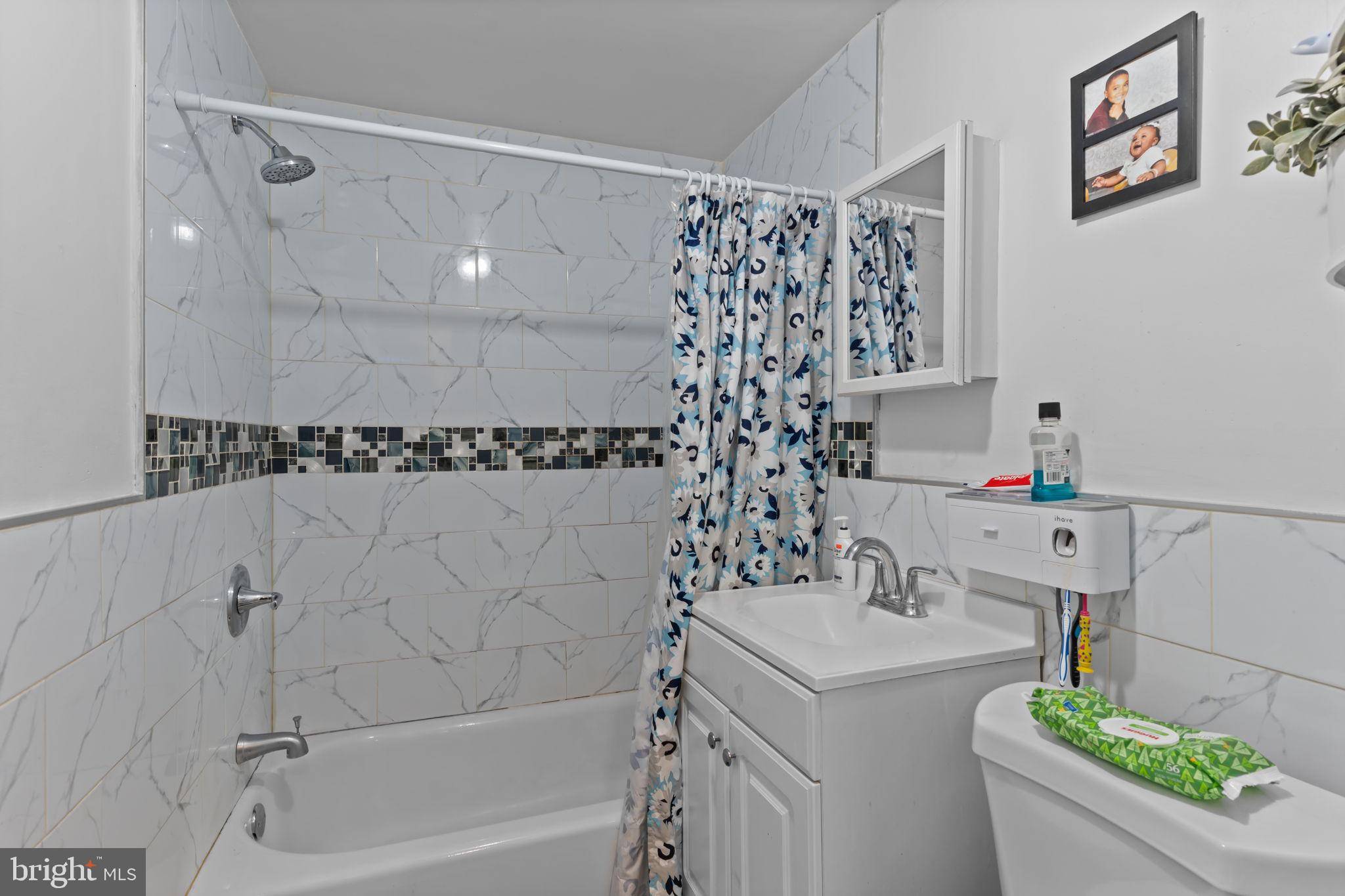 Upper Darby, PA 19082,6707 MONTGOMERY AVE