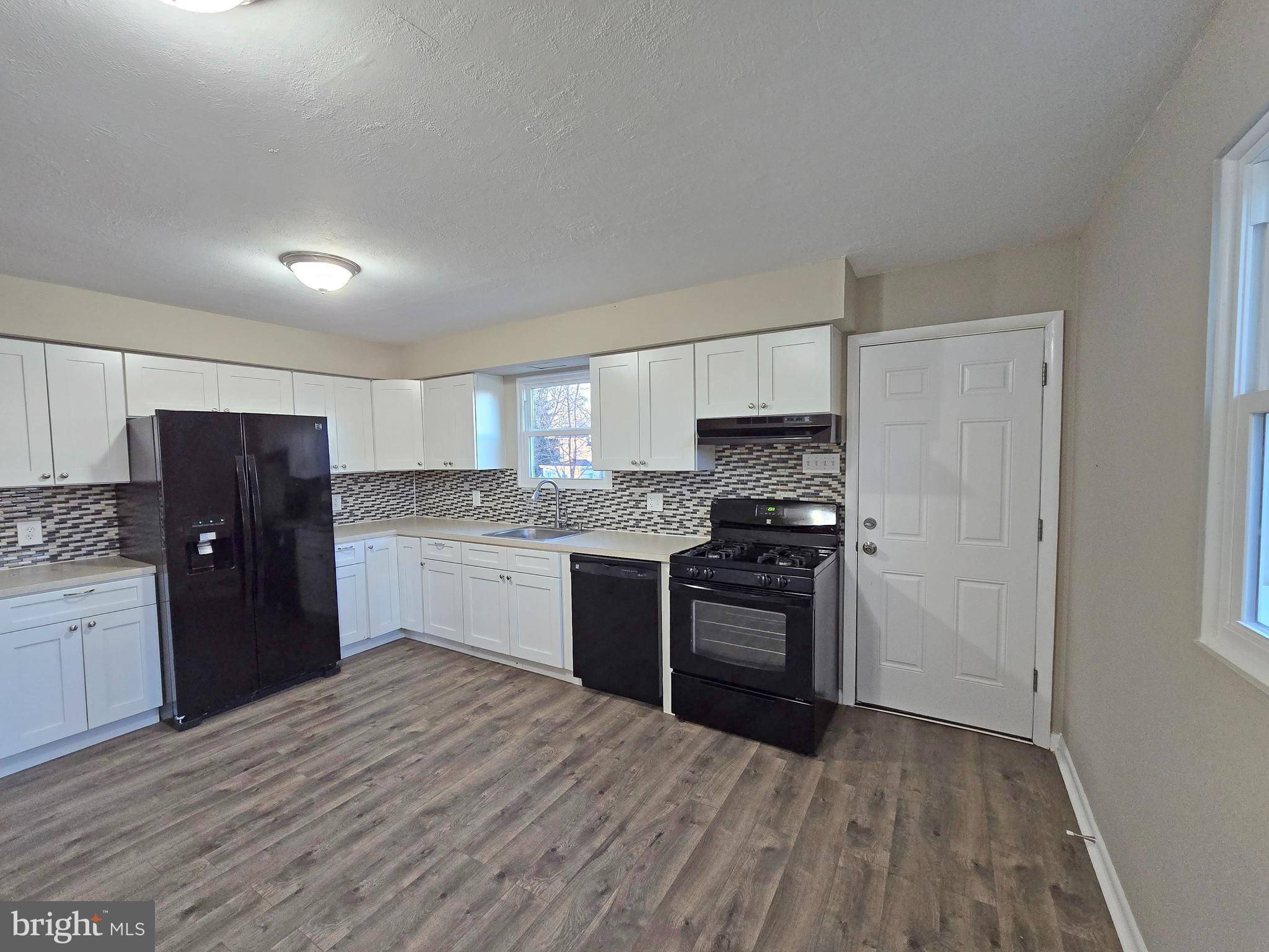 Ewing, NJ 08638,224 HAZELHURST AVE